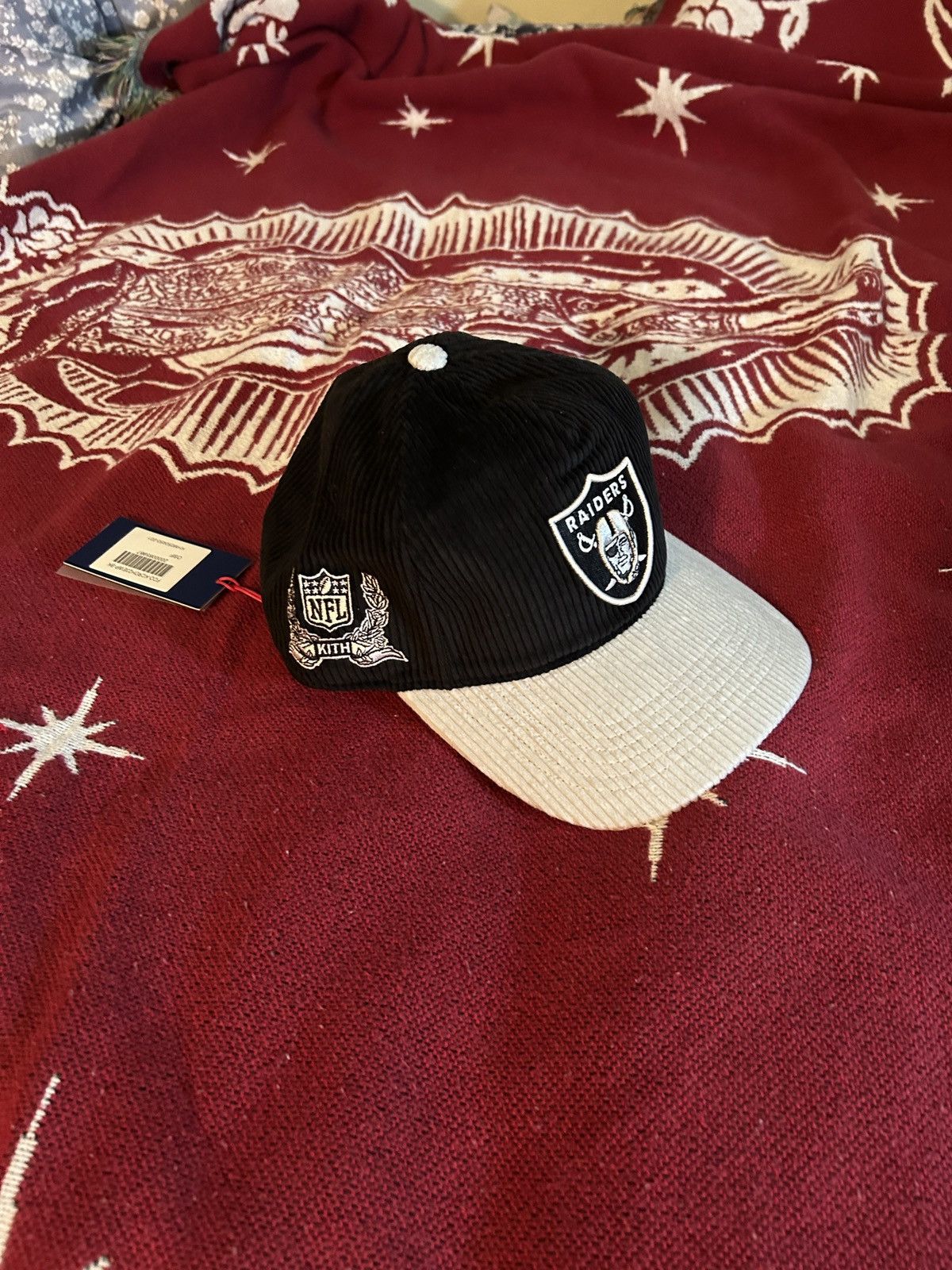 Kith for the NFL: Raiders '47 Hitch Snapback - Black – Kith Europe