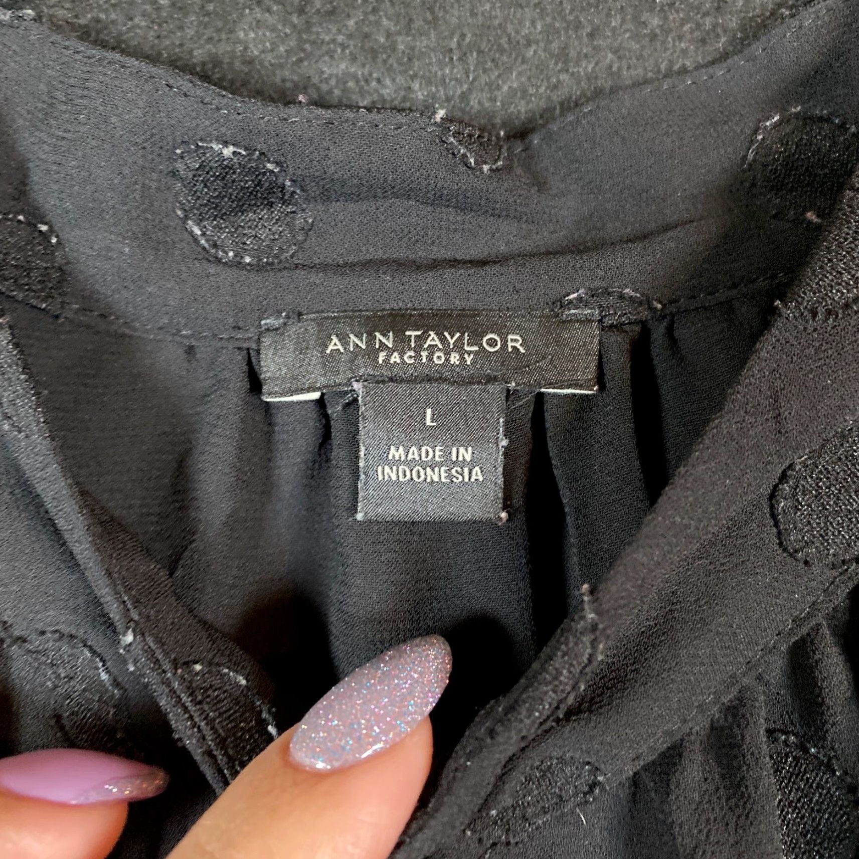 Ann Taylor Ann Taylor Factory Blouse Womens Black Polka Dot Long Sleeve Sheer Cutout Large Size L / US 10 / IT 46 - 6 Thumbnail