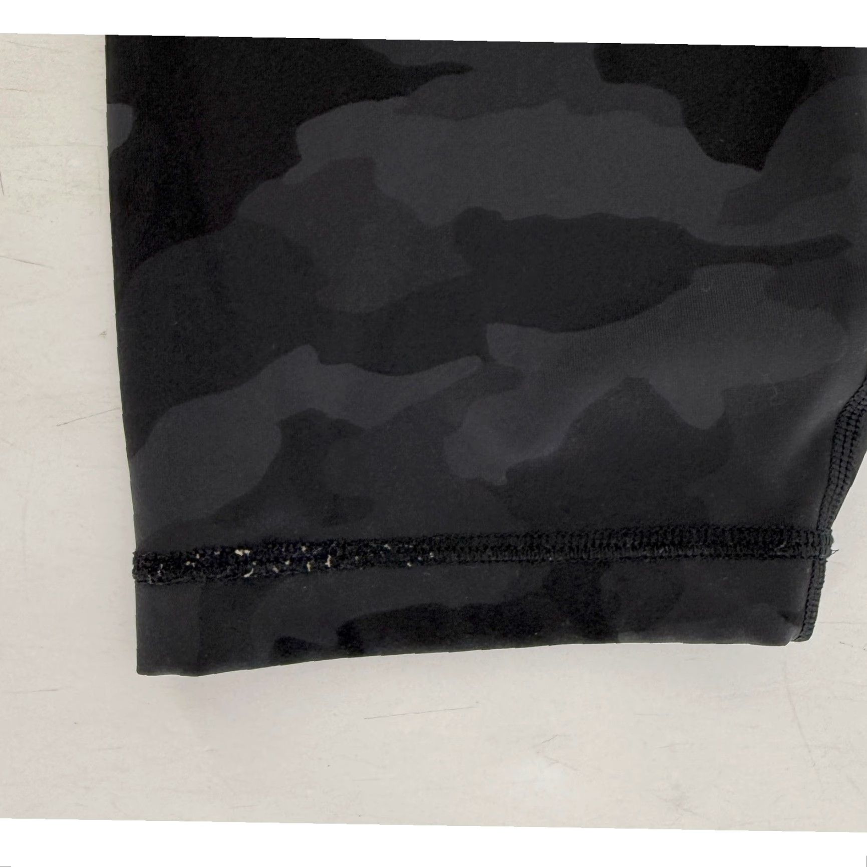 Lululemon Lululemon Plus Size Camo Crop Leggings Activewear Workout Pants Sz 20 Comfort Women Size 42" / US 20 - 5 Thumbnail