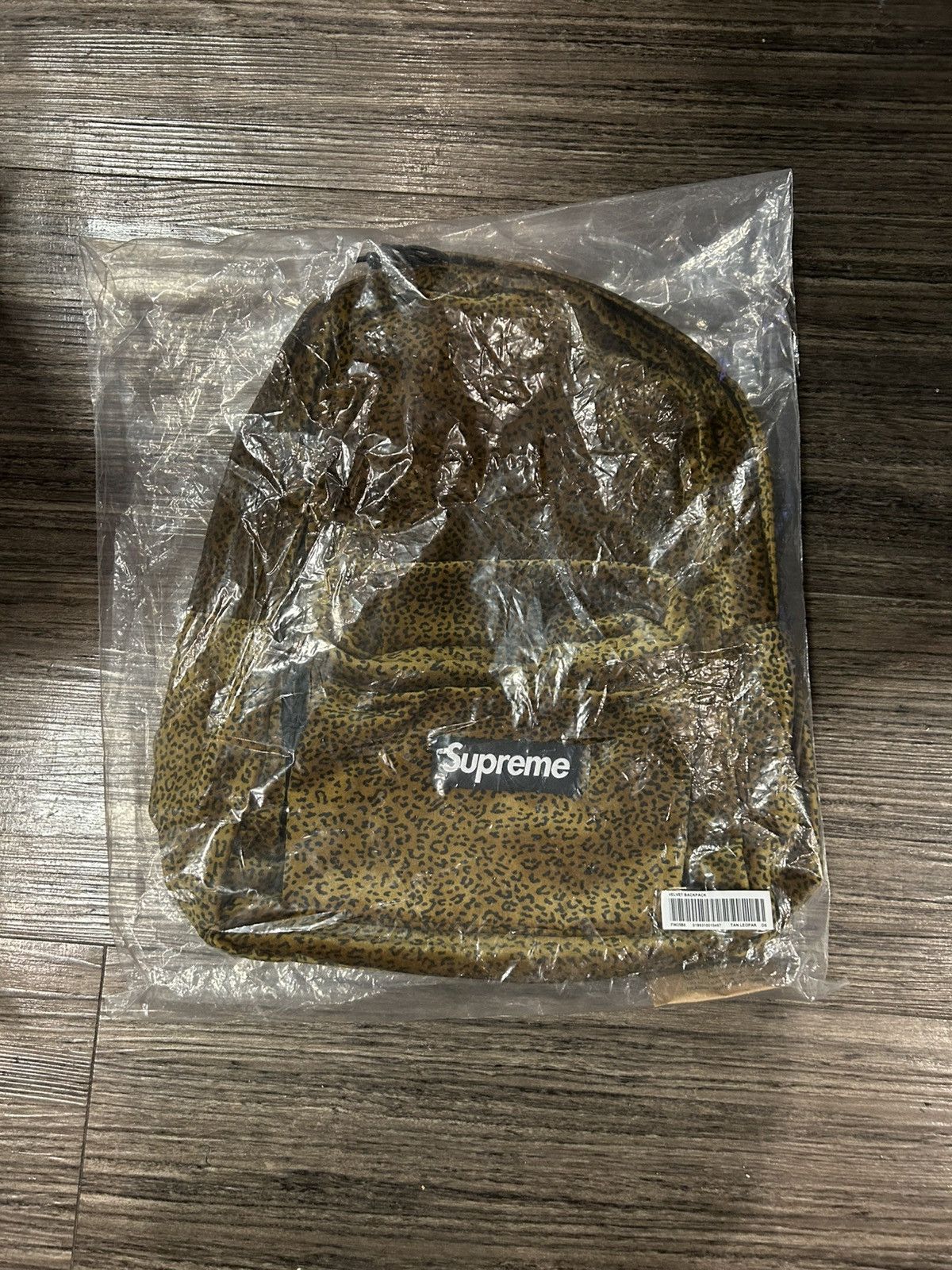 Supreme Supreme Velvet Backpack Tan Leopard Size ONE SIZE - 1 Thumbnail