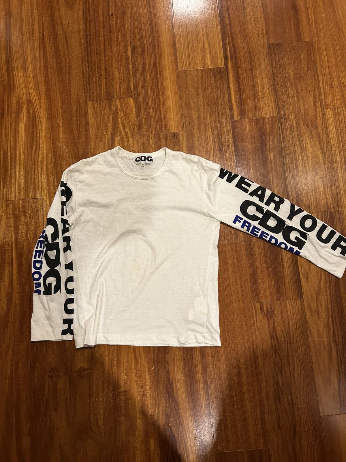 COMME des GARÇONS 長袖T wear your freedom Amazon | [コムデギャルソン] CDG FREEDOM L S TEE 長袖Tシャツ
