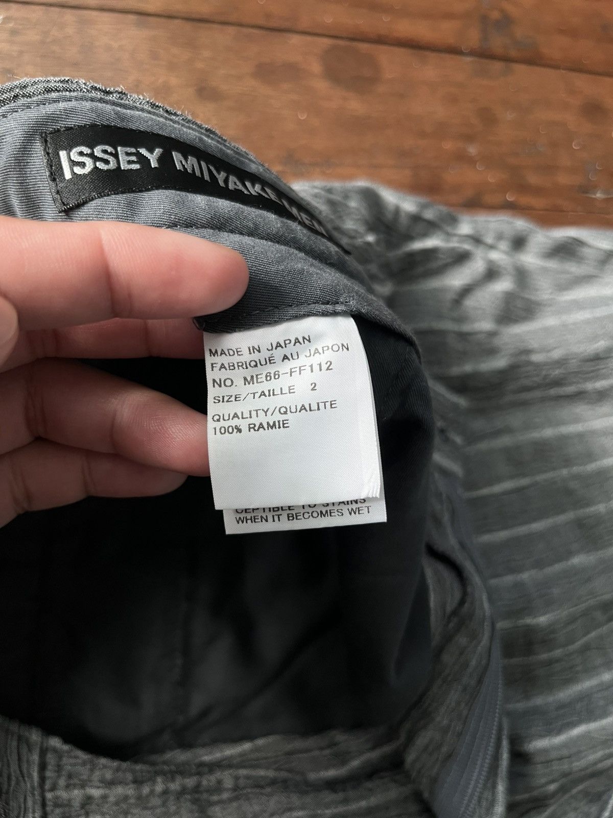 Issey Miyake SS06 Issey Miyake Men Pleated Stripes Trousers Size US 34 / EU 50 - 6 Thumbnail