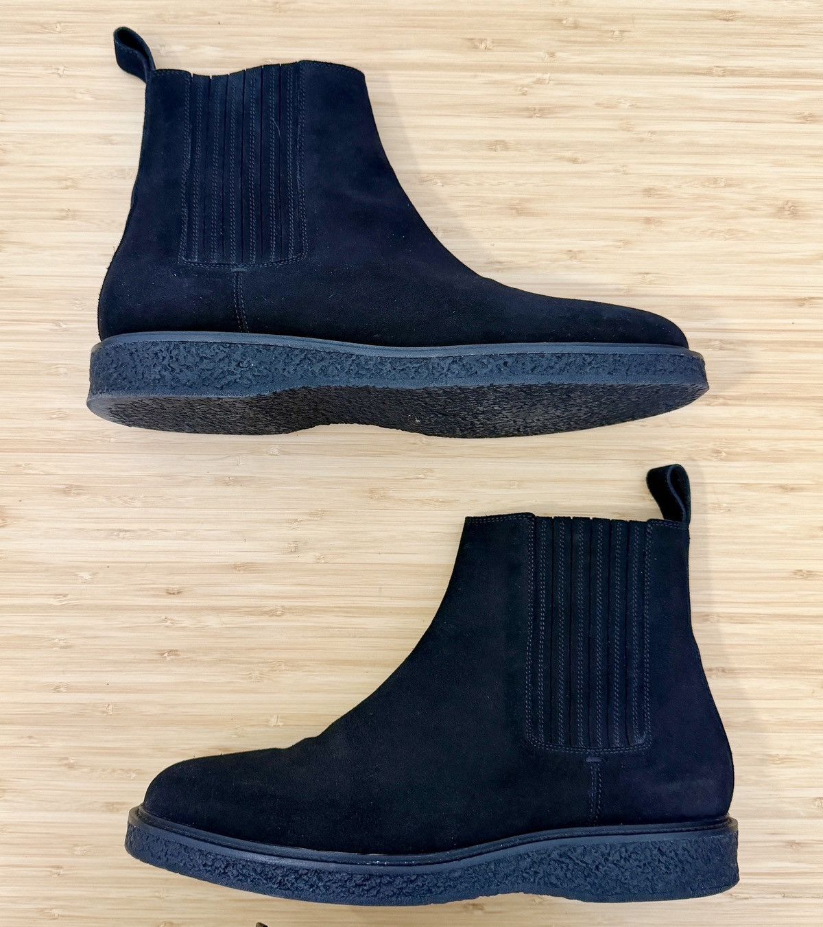 Saint Laurent Paris SAINT LAURENT Mens Hugo 35 Black Suede Chelsea Boot Size 45 Size US 12 / EU 45 - 4 Thumbnail