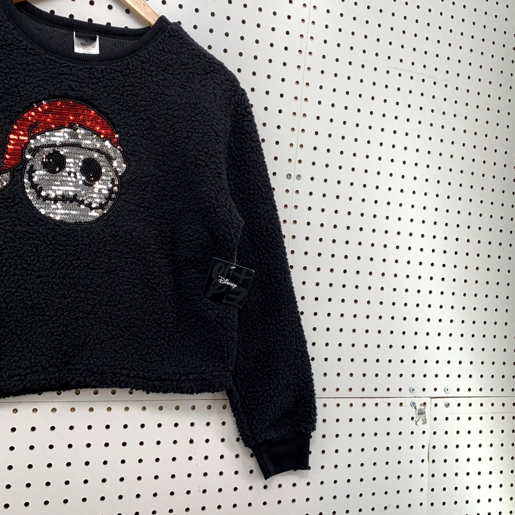 Disney Disney Nightmare Before Christmas Fleece Sherpa Sweater Womens Medium 21x22 Black Crew Neck Pullover Christmas Toys & Games Disney Princesses Womens Size M / US 6-8 / IT 42-44 - 4 Thumbnail