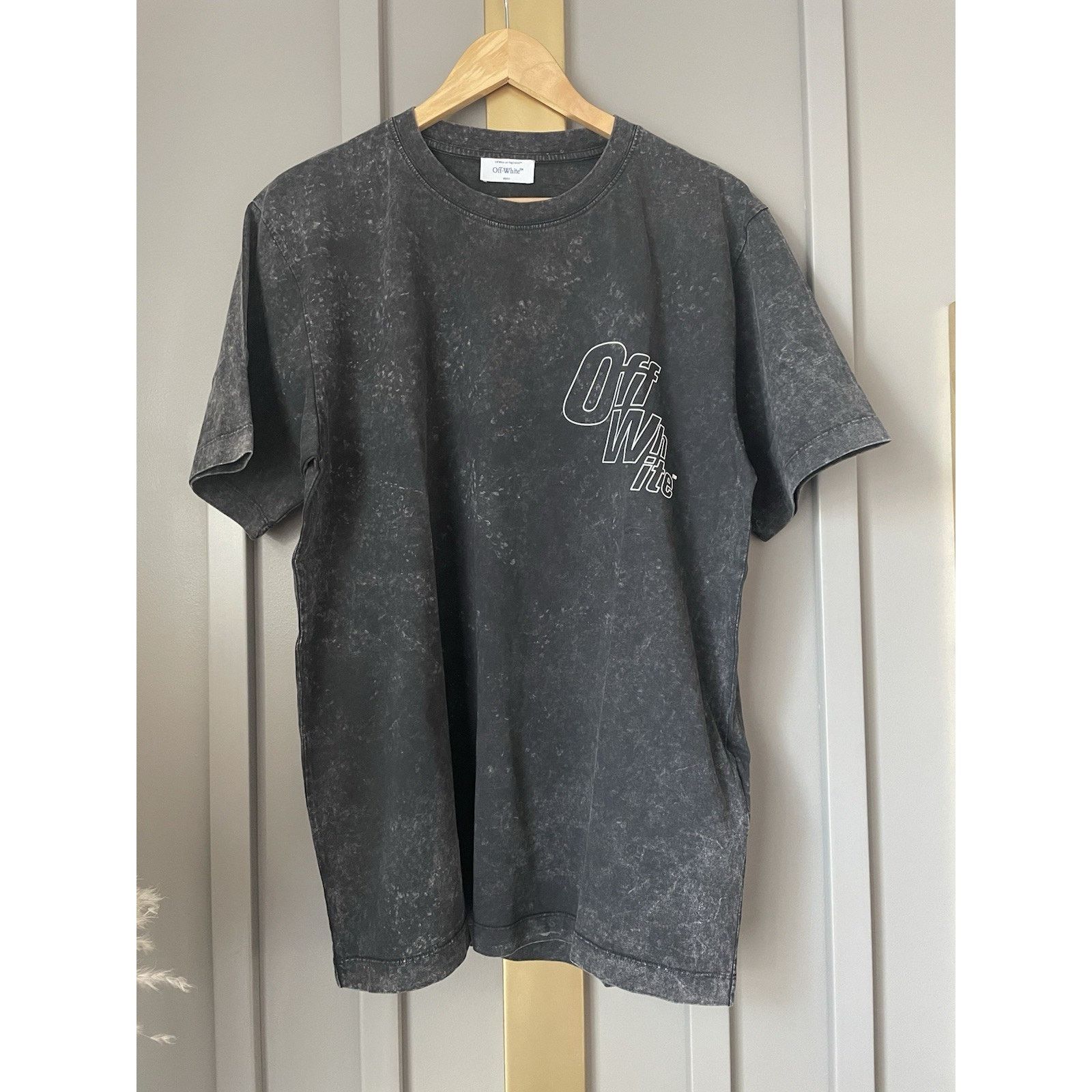 Arrow Off-White Outline Arrow Slim-Fit T-Shirt Size US XL / EU 56 / 4 - 1 Thumbnail