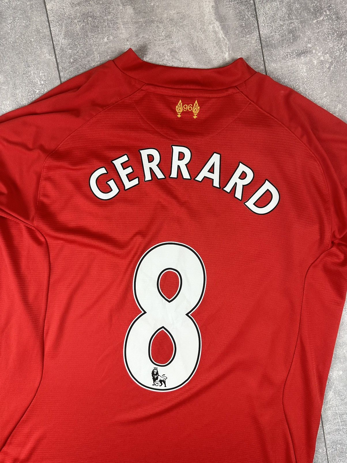Warrior Warrior Liverpool FC 2013/14 Home Soccer Jersey #8 Gerrard Size US L / EU 52-54 / 3 - 13 Thumbnail