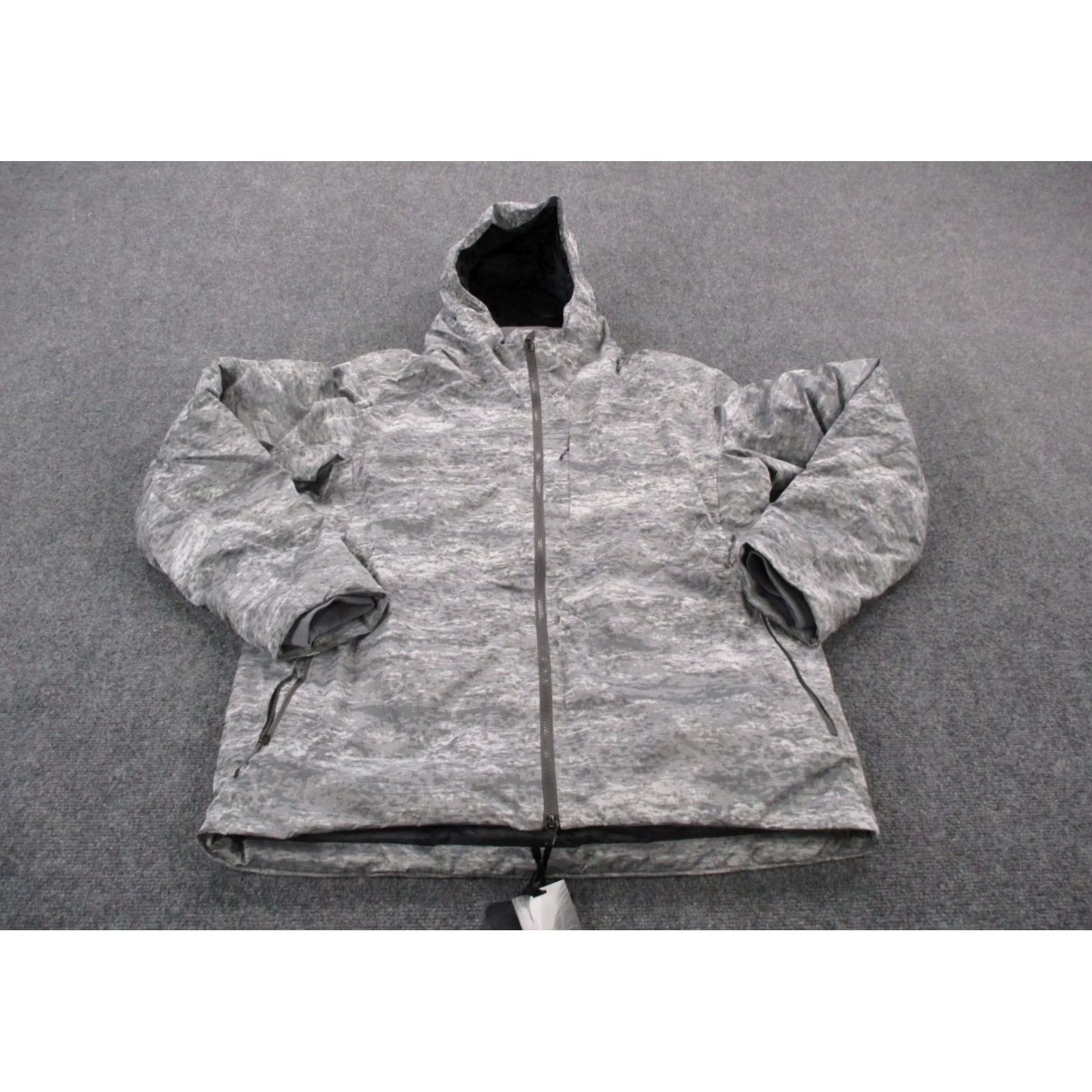 Lululemon Lululemon Jacket Men 2XL Camouflage Puffer Down Gray Zip Hooded Insulated Warmth LM4951 Size US XXL / EU 58 / 5 - 2 Thumbnail