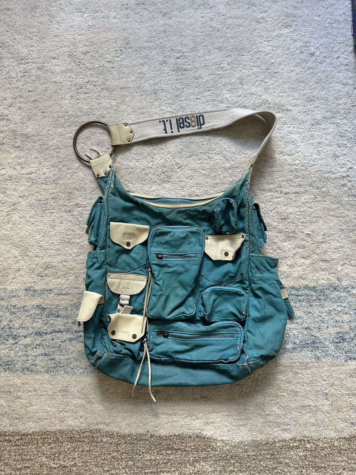 バッグ Diesel 00s archive military shoulder y2k Diesel Men 00S Vintage Archive Shoulder Bag Y2K 24x5x19cm