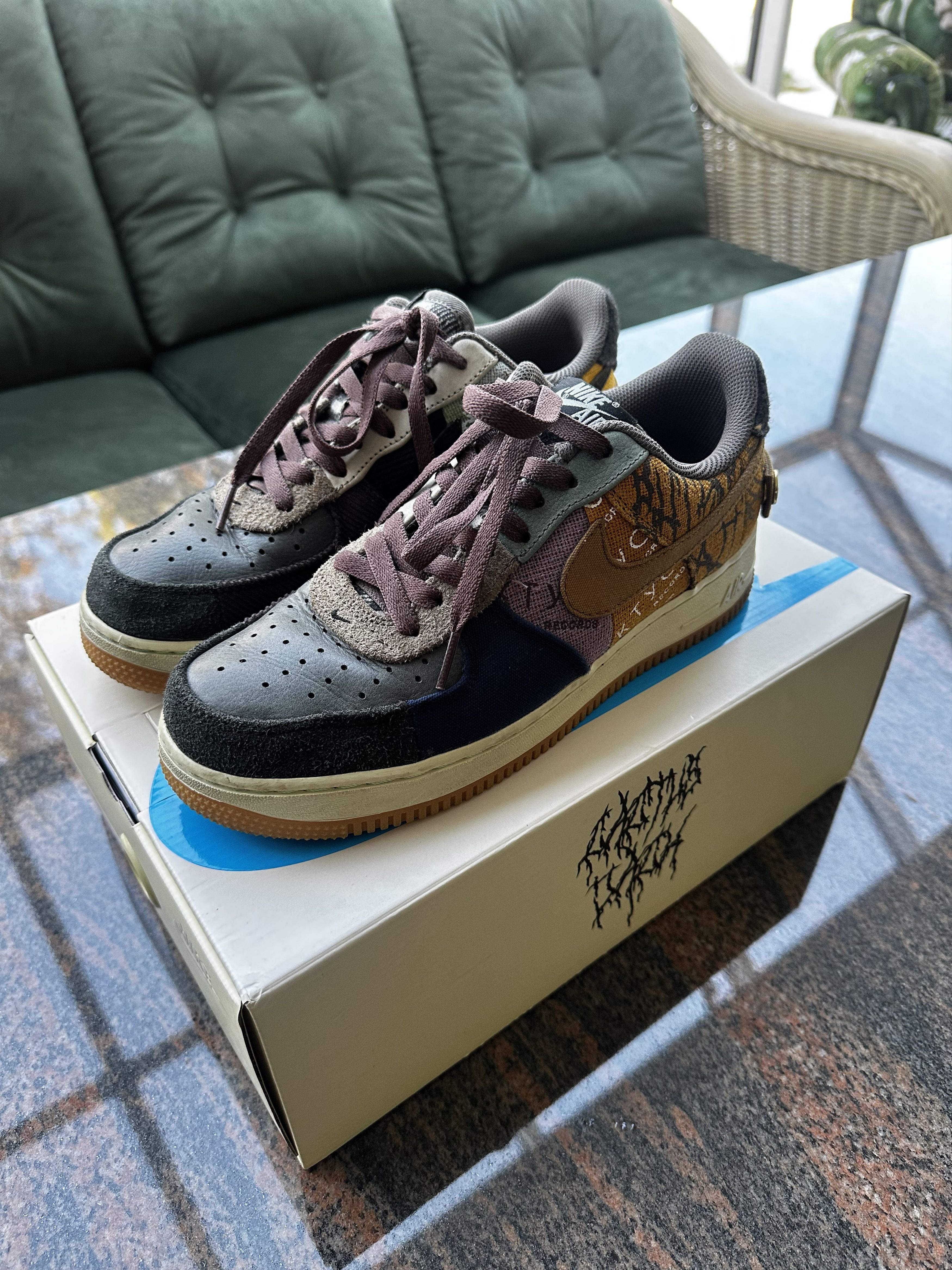 Nike Nike Air Force 1 Low Travis Scott Cactus Jack Size US 8 / EU 41 - 2 Thumbnail