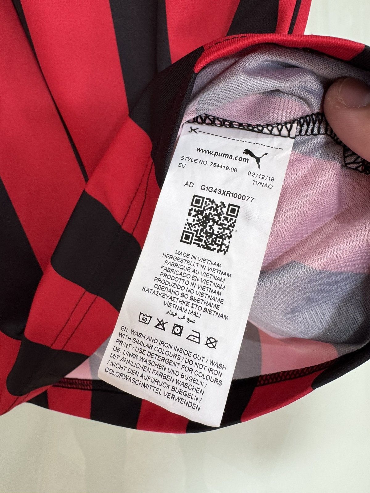Puma Milan 2018-2019 Home Soccer Jersey Football Kit Shirt Size US S / EU 44-46 / 1 - 14 Thumbnail