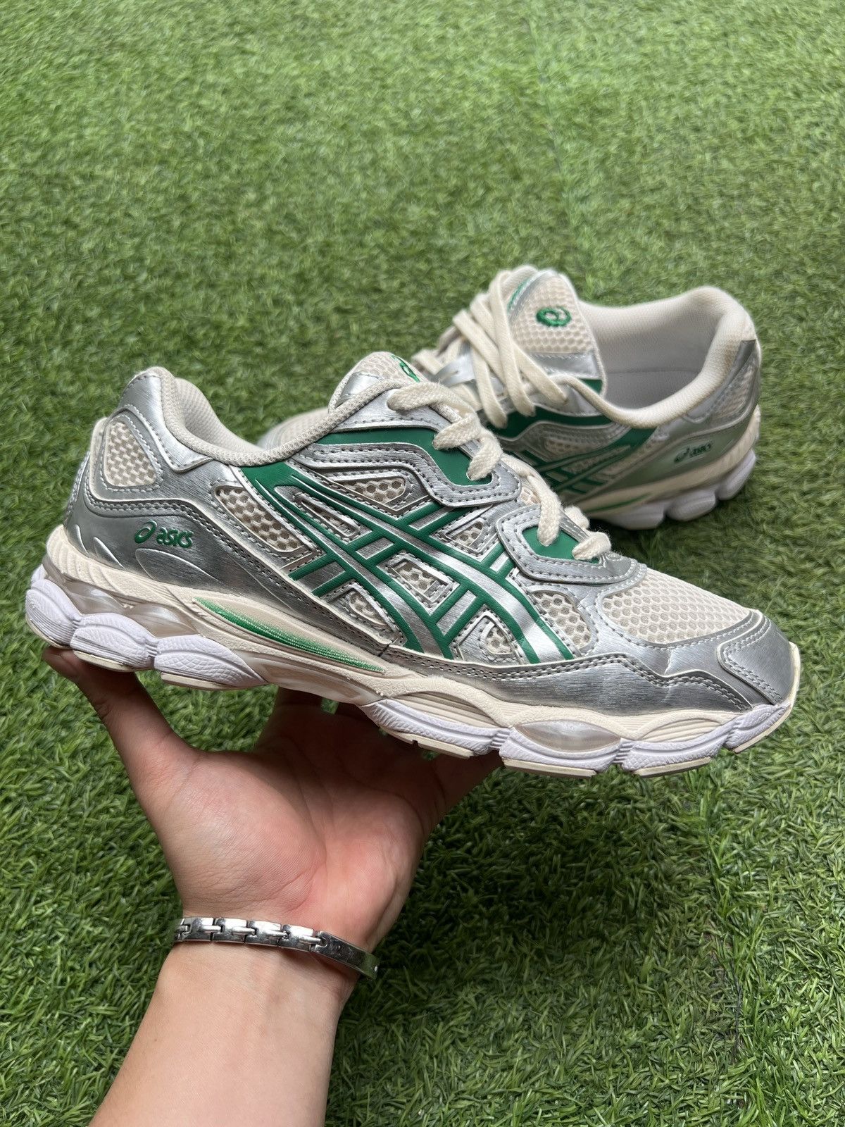 Asics Asics Gel-NYC Cream Kale 'Birch' 1201a971 Size US 7 / EU 40 - 1 Thumbnail