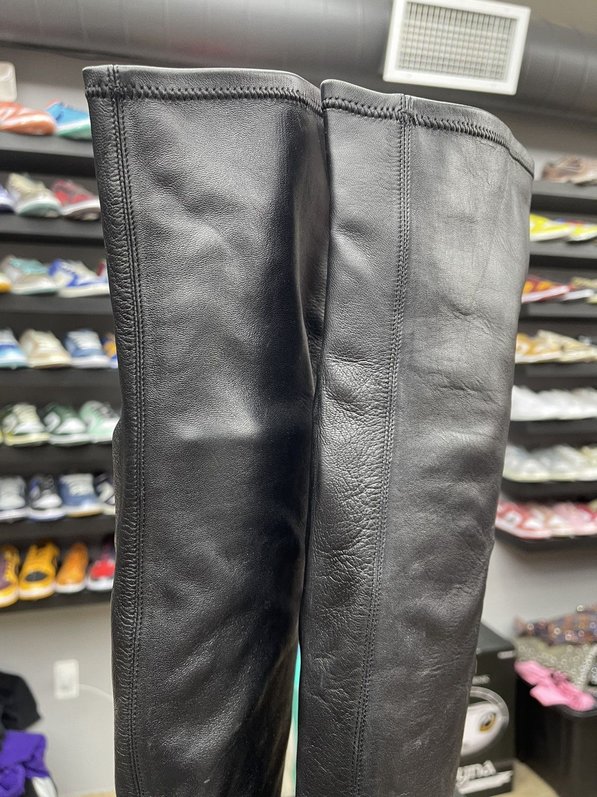 Valentino Size 7 - Valentino Garavani High Top Boots Black Size US 7 / IT 37 - 5 Thumbnail
