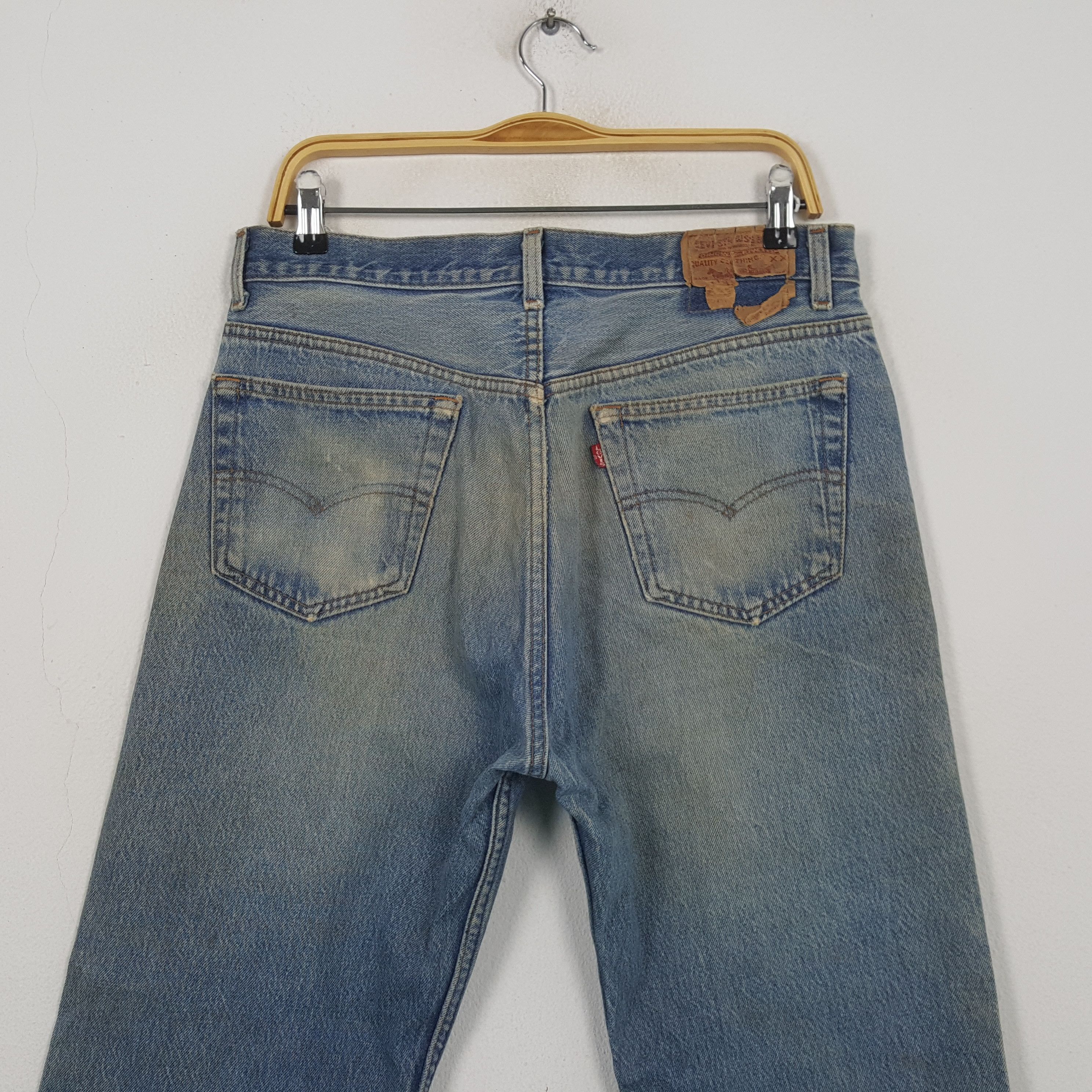 Levi's Vintage 90's Levis 501 Distressed Ripped Denim jeans RR9 Size US 33 - 5 Thumbnail
