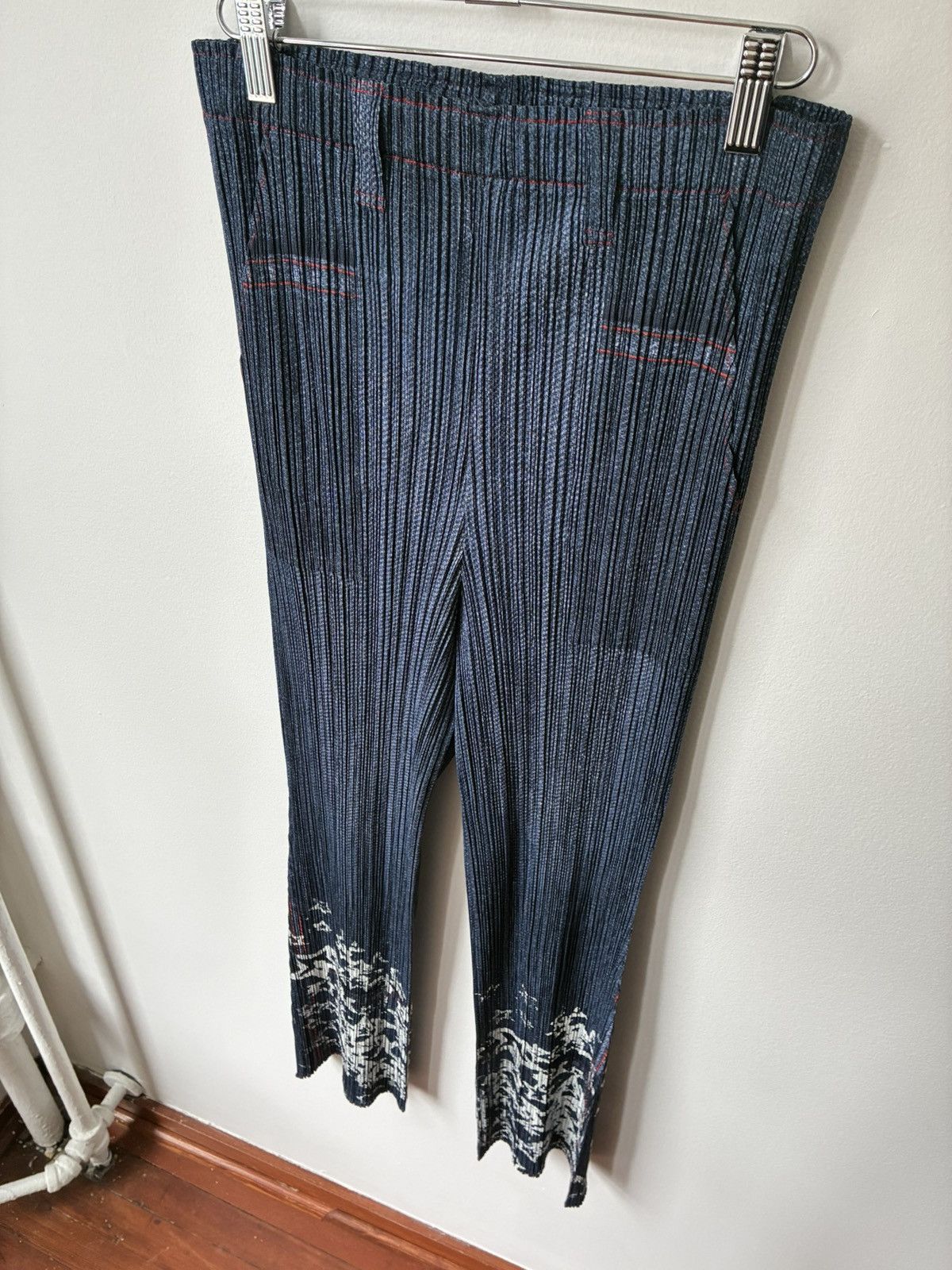 Pleats Please Issey Miyake PLEATS PLEASE Trompe L’Oeil Denim Printed Pants Size US 32 / EU 48 - 10 Thumbnail
