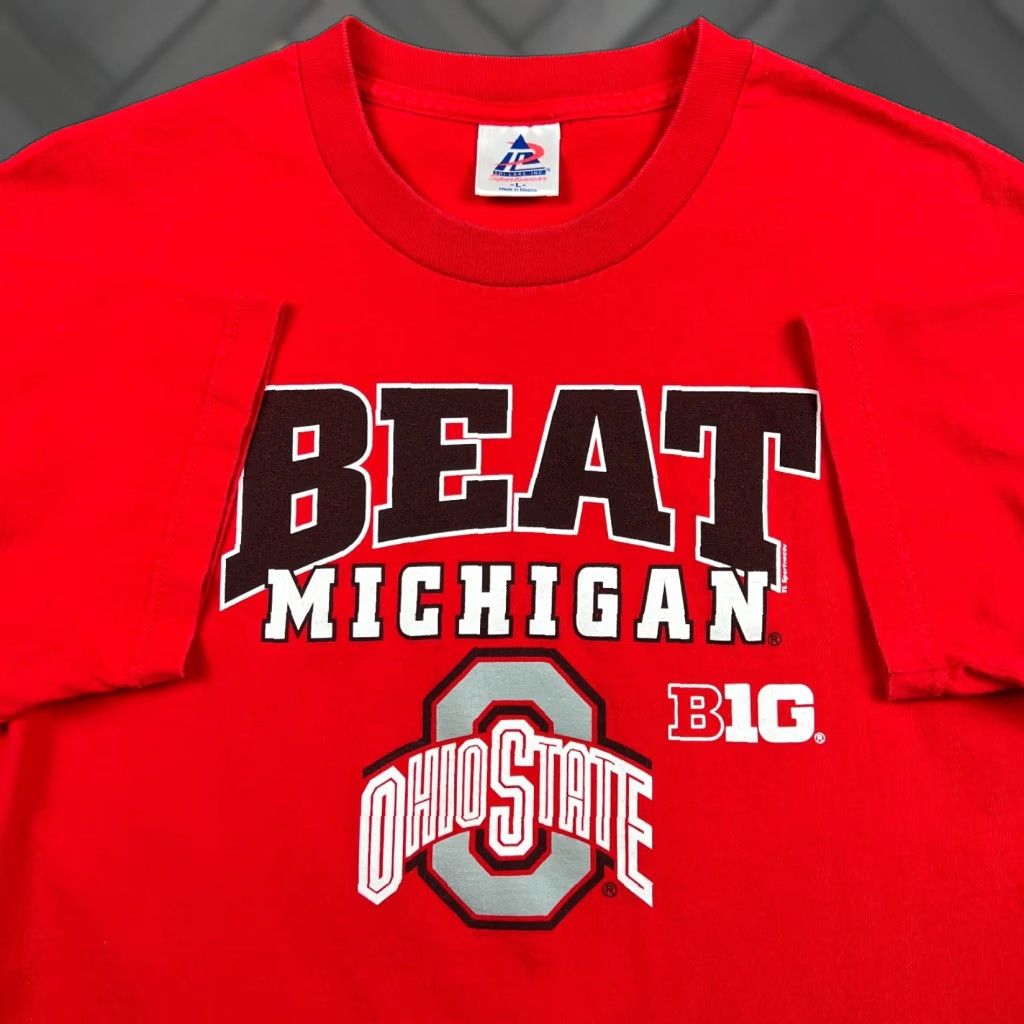 Vintage VINTAGE Beat Michigan Ohio State Buckeyes Spellout T-Shirt Mens Large Red Y2K Size US L / EU 52-54 / 3 - 1 Thumbnail