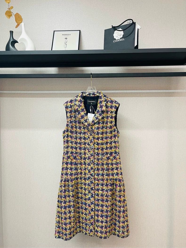 Chanel Chanel 22A tweed fine glitter braided vest skirt 2504-Nexta Size XXS / US 00 / IT 34 - 1 Thumbnail
