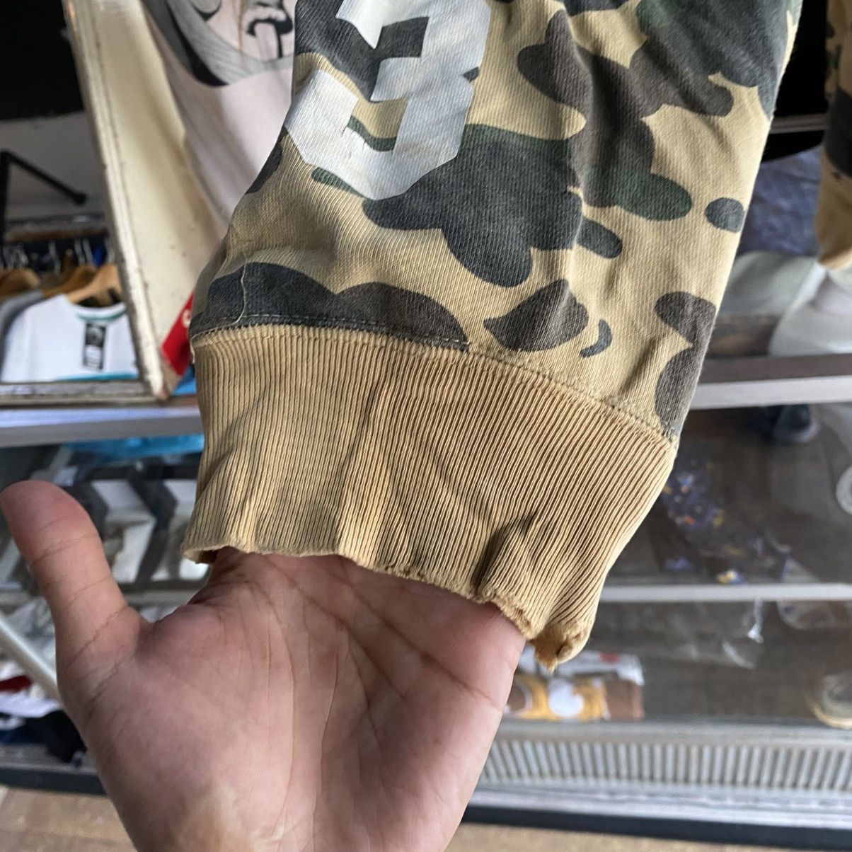 Bape 2006 Bape Green ASNKA / General Raiders Logo Rip Crewneck Size US XL / EU 56 / 4 - 5 Thumbnail