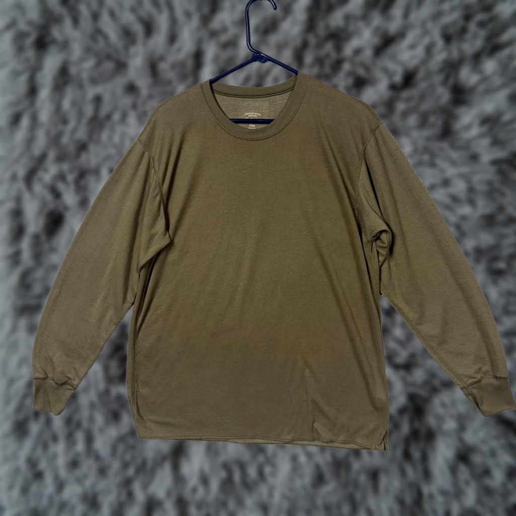 Vintage Cabela's Shirt Mens L Green Long Sleeve Layer Outdoors Hunting Crew Neck Polyester Jersey Size US L / EU 52-54 / 3 - 1 Thumbnail