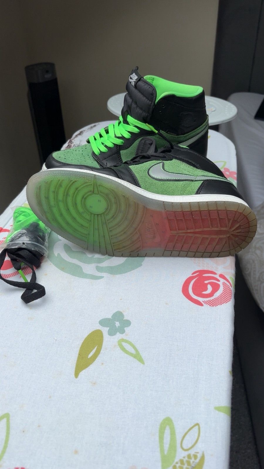 Jordan Brand Nike Air Jordan 1 Zoom Air CMFT “Stadium Green”–US8/UK7/EU41 Size US 8 / EU 41 - 3 Thumbnail