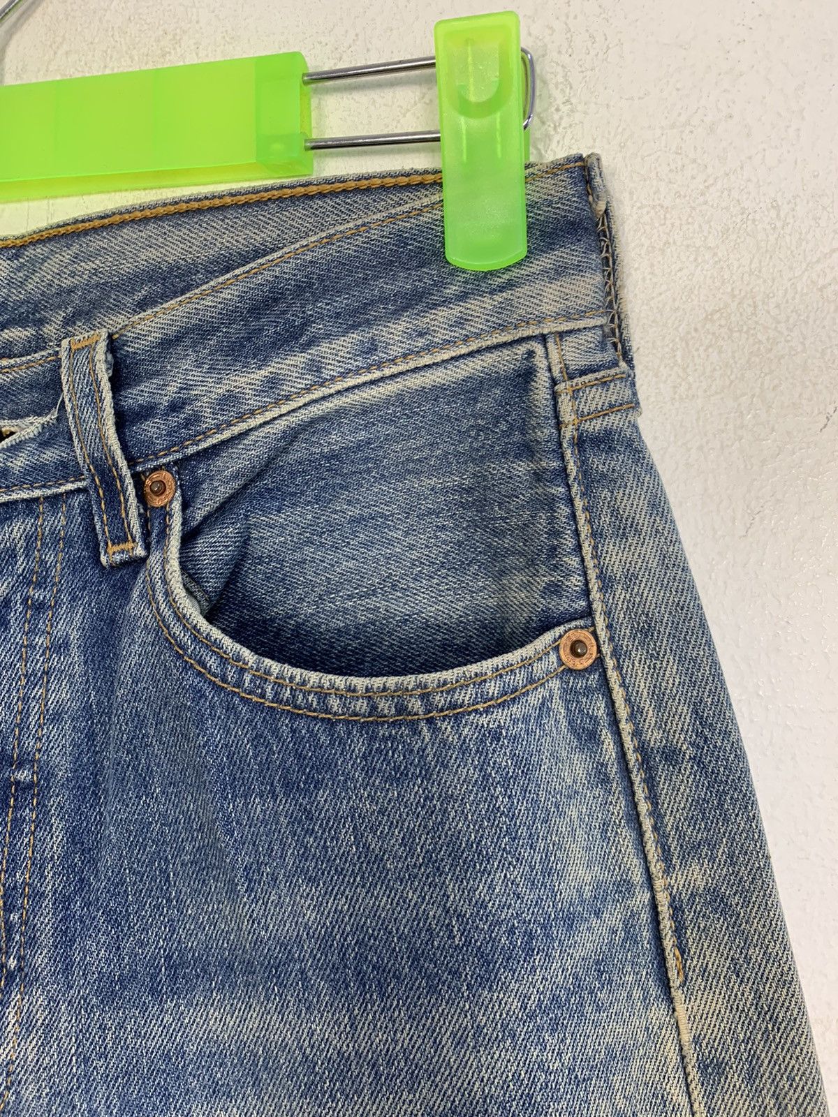 Levi's Vintage Clothing 90s Levi’s Strauss Lot 501 Buttonfly Denim Beauty Fade Size 26" / US 2 / IT 38 - 5 Thumbnail
