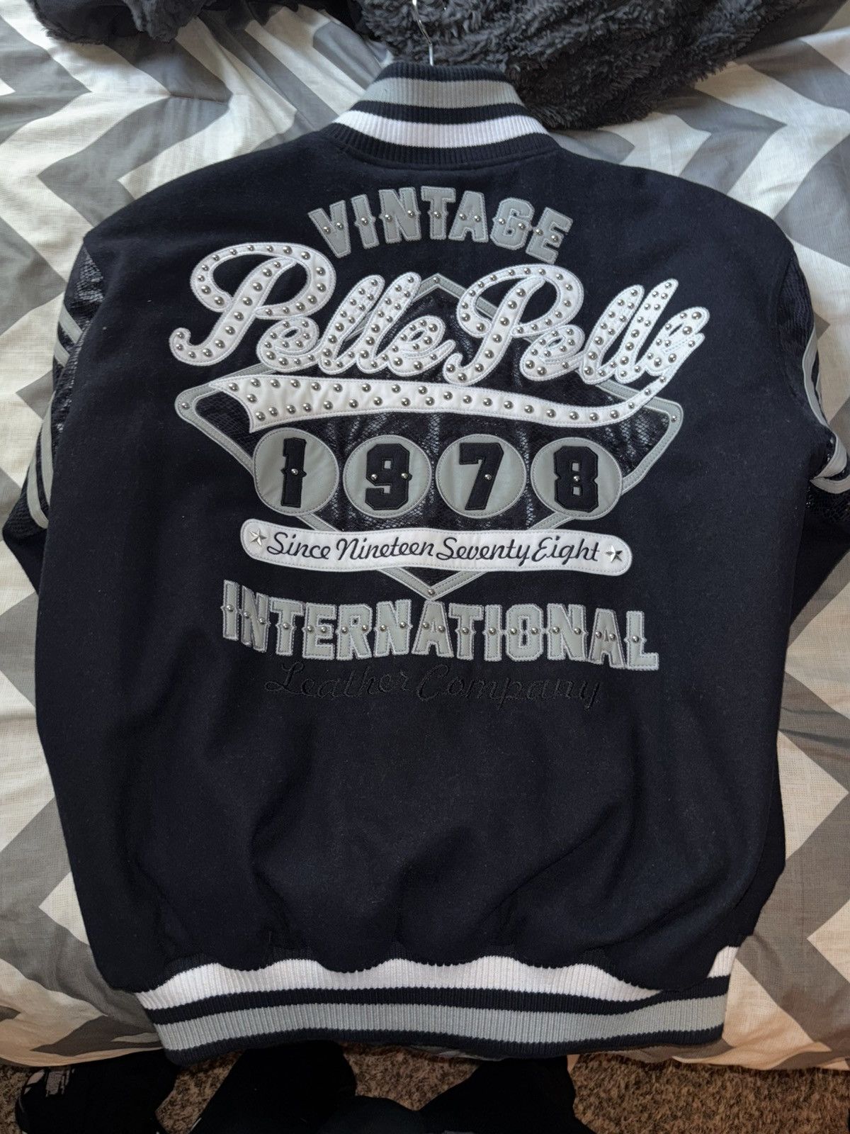 Pelle Pelle PELLE PELLE VINTAGE COAT SZ XL Size US XL / EU 56 / 4 - 2 Thumbnail