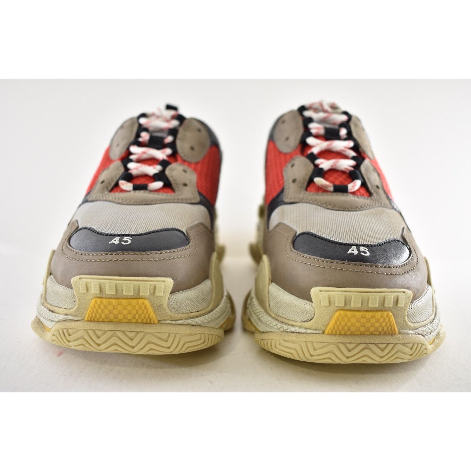 Balenciaga Balenciaga Triple S Sneakers Flat Platform 45 Mens 12 Size US 12 / EU 45 - 7 Thumbnail