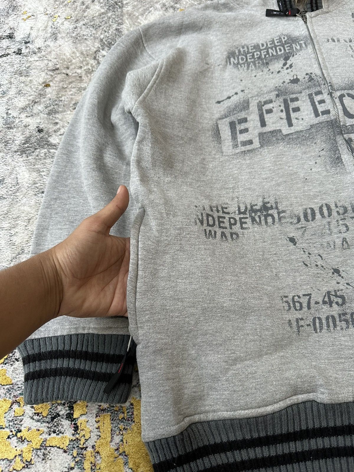 20471120 SICK TRASHED FUR ZIP HOODIE POEM EMBROIDERY IFSIX LGB STYLE Size US XL / EU 56 / 4 - 5 Thumbnail