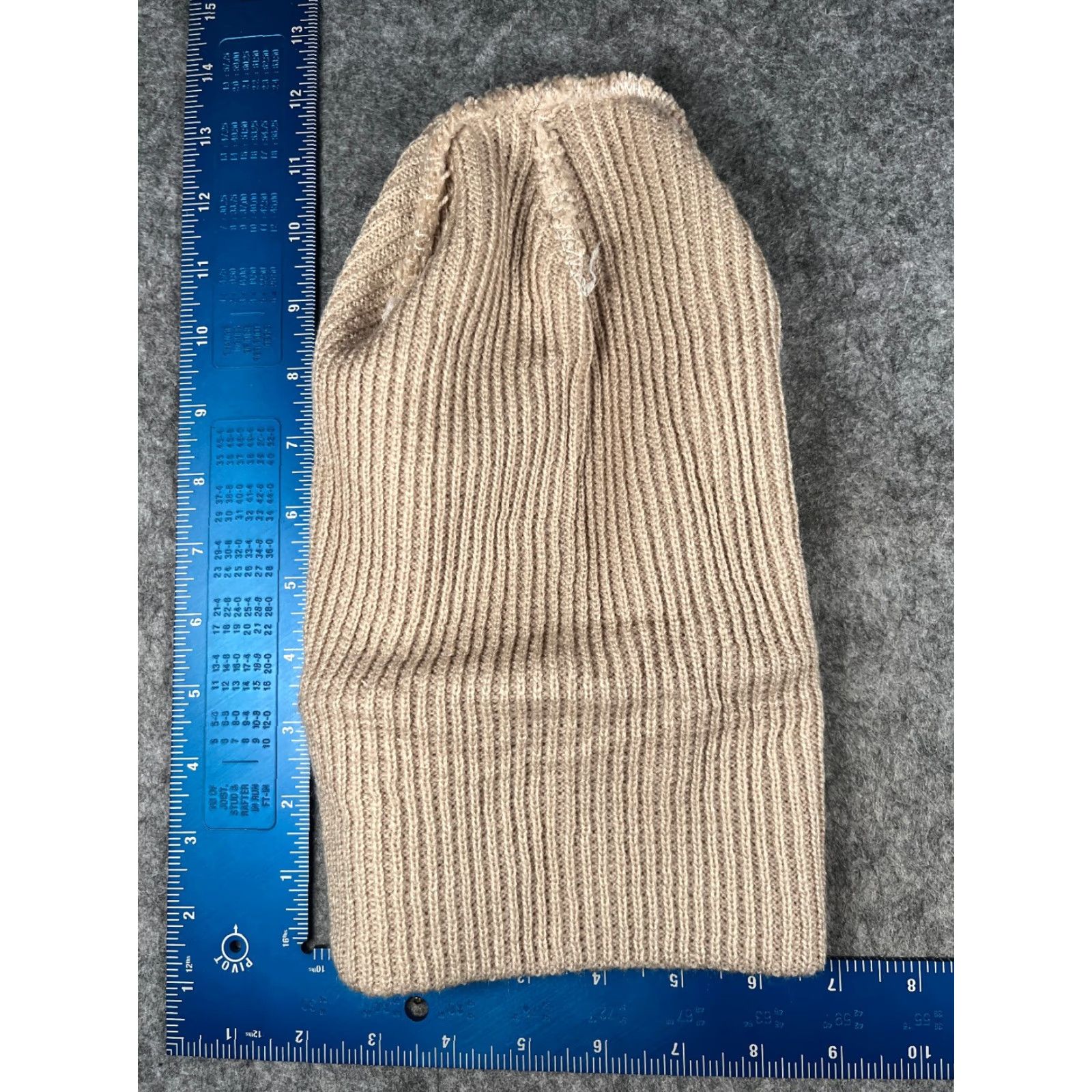 Vintage Beannie Toque Adult One Size Beige Knit 100% Acrylic Embroidered Cuffed Hat/Cap Unbranded Unisex Adults Beanie Size ONE SIZE - 5 Thumbnail