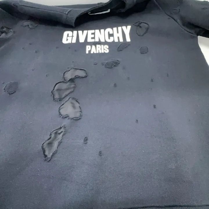 Givenchy Givenchy Givenchy Black Distressed Sweatshirt for Unisex - Size US M / EU 48-50 / 2 - 6 Thumbnail