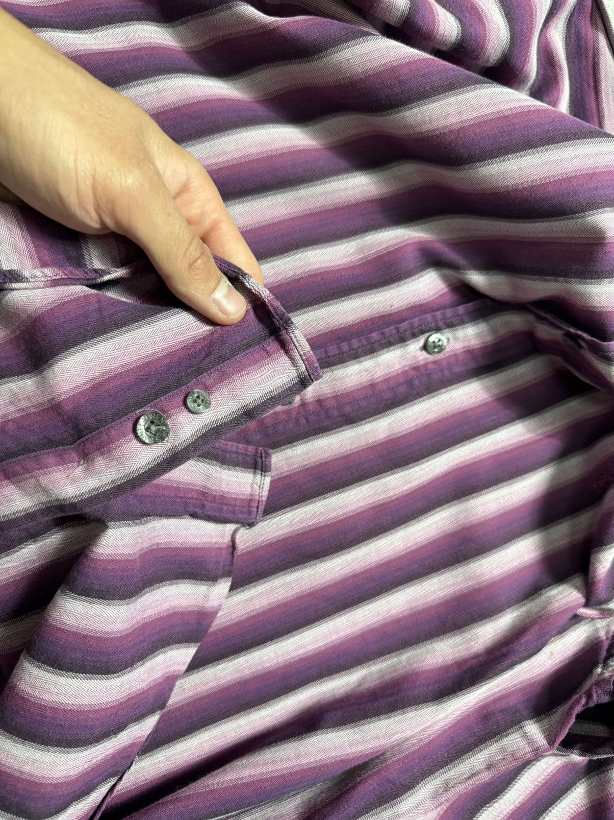Yves Saint Laurent Yves Saint Laurent YSL Luxury Button Shirt Vintage Size US M / EU 48-50 / 2 - 11 Thumbnail