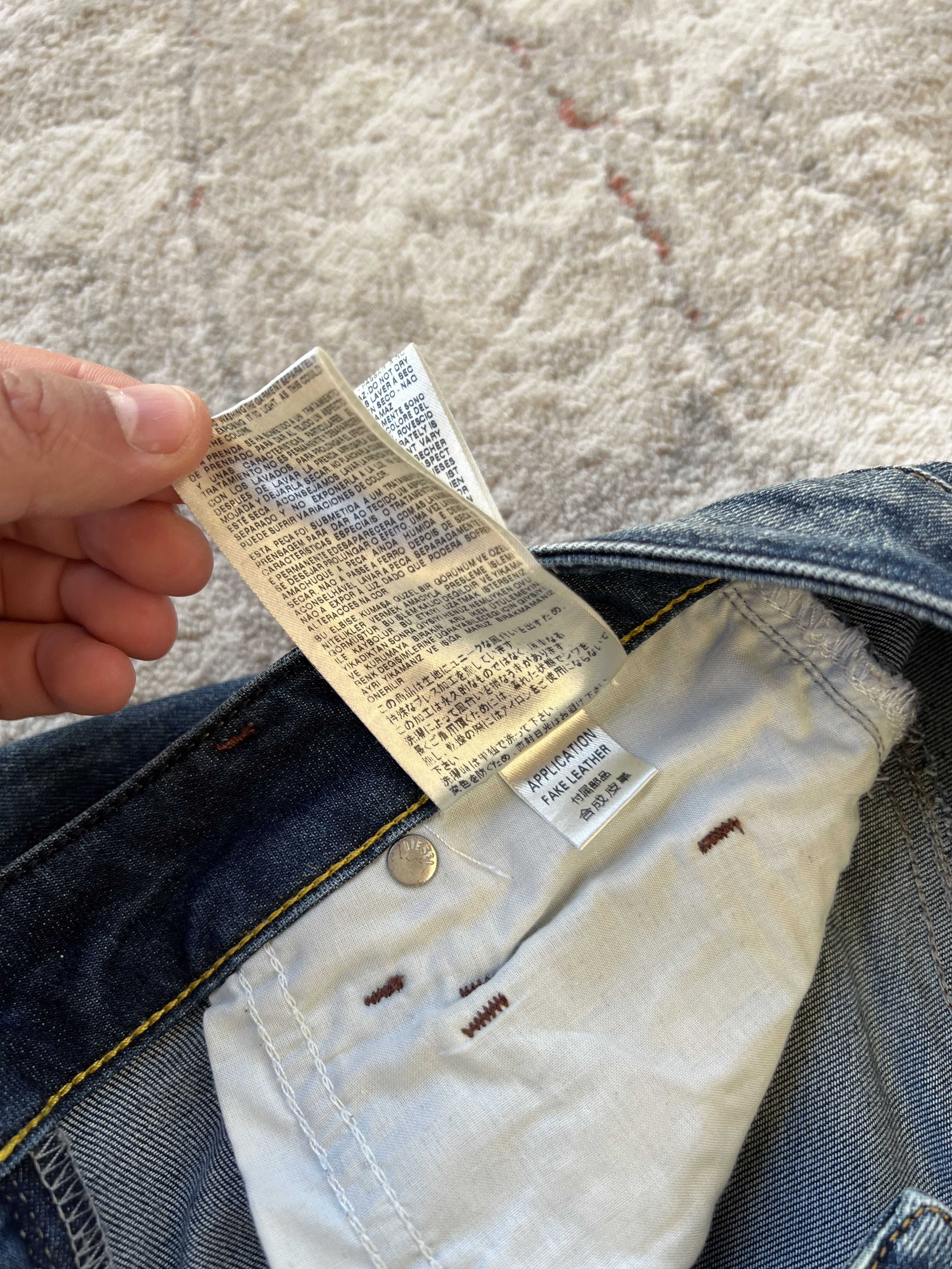 Diesel Diesel Fayza Relaxed-Boyfriend Low Waist Jeans Size 25" / US 0 / IT 36 - 8 Thumbnail