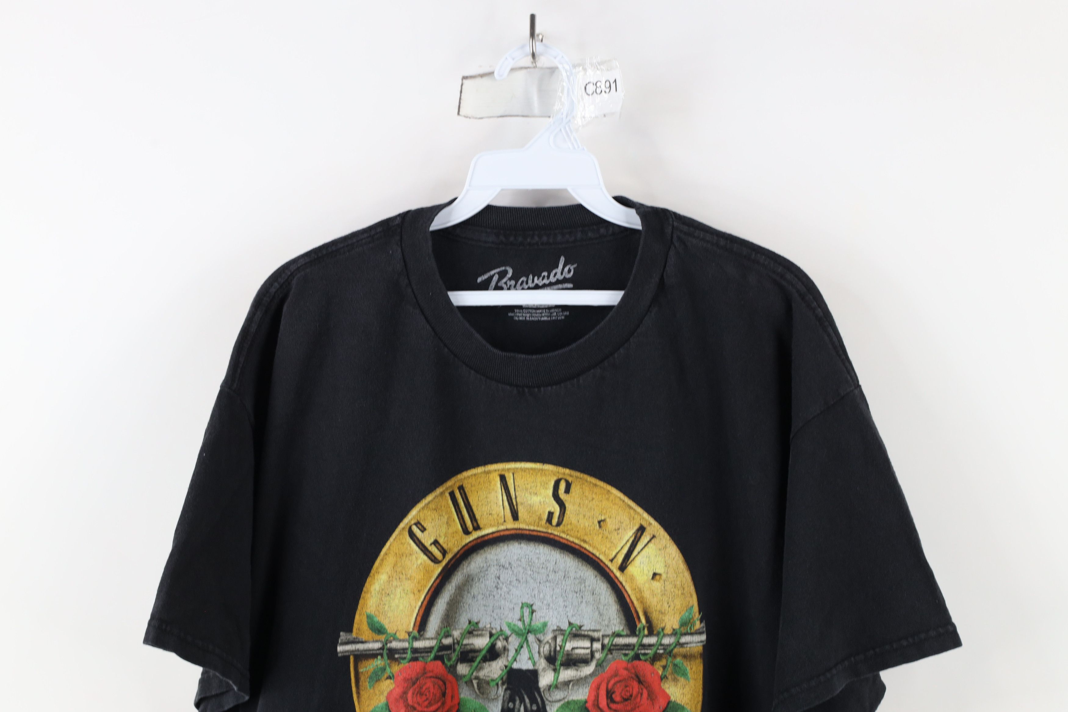Vintage Retro Y2K Spell Guns n Roses Band Short Sleeve T-Shirt Black Size US XL / EU 56 / 4 - 2 Thumbnail