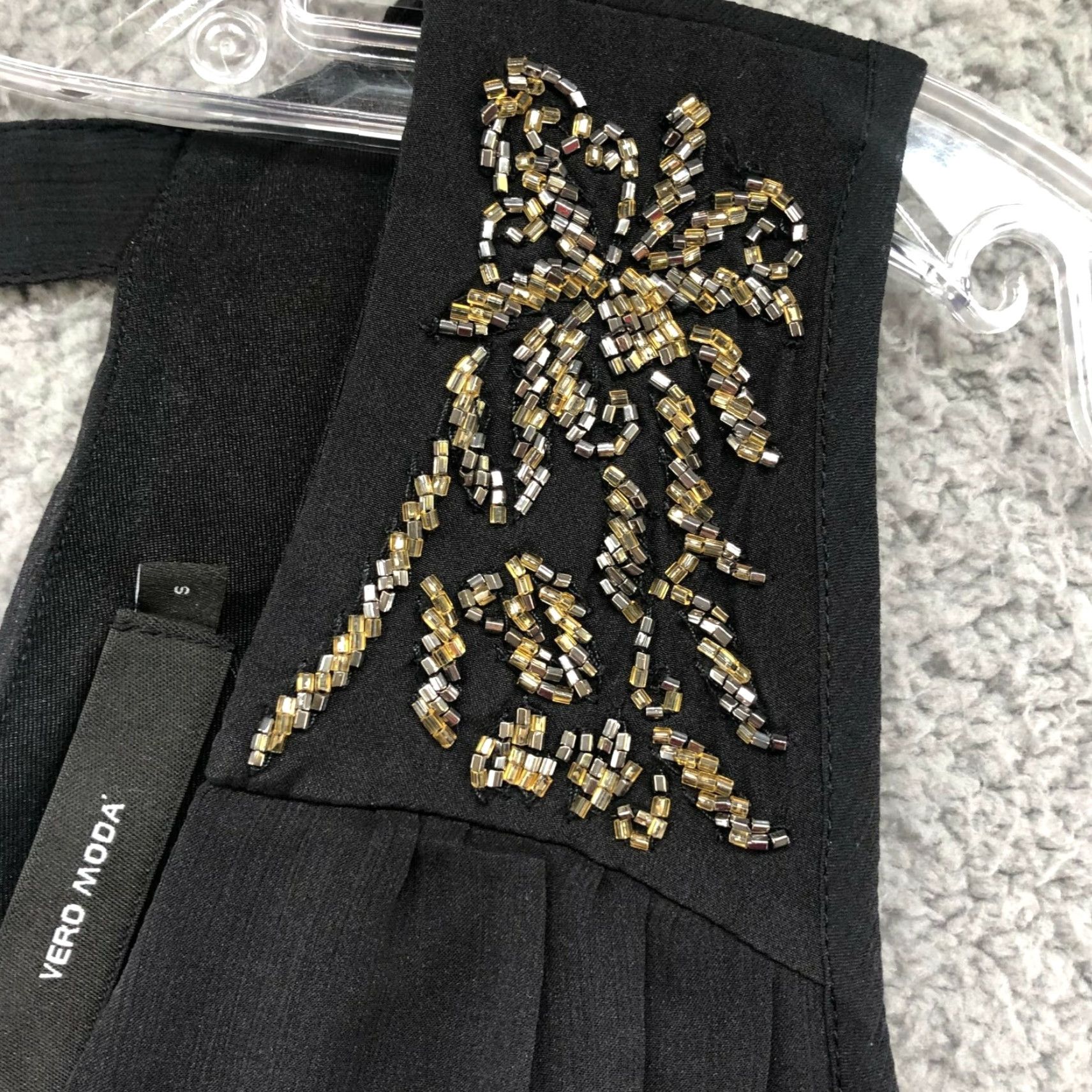 Vintage Vero Moda Cocktail Dress Womens S Cut Out Back Sequin Shoulders A-line Dress Short Black Sleeveless Party/Cocktail Formal 90s? Size S / US 4 / IT 40 - 5 Thumbnail
