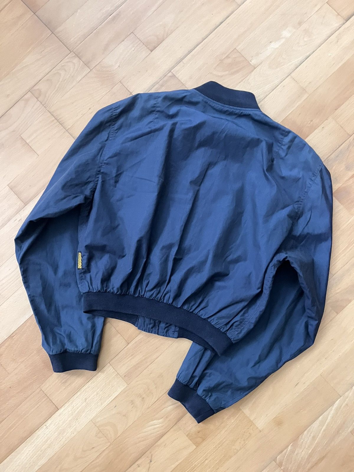 Giorgio Armani Vintage Armani Jeans cropped fit bomber jacket Size US XS / EU 42 / 0 - 7 Thumbnail