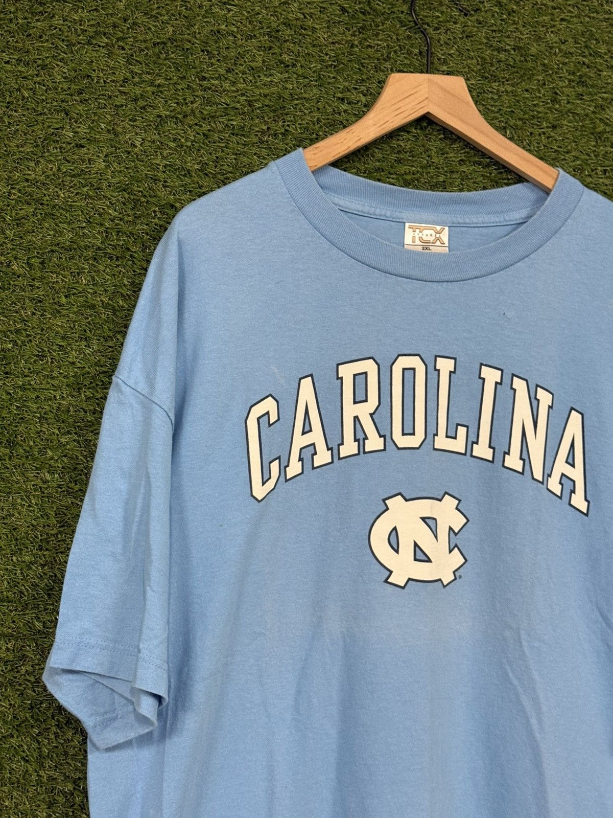 Vintage Vintage University North Carolina NC Blue Logo Tee 2XL XXL Size US XXL / EU 58 / 5 - 3 Thumbnail