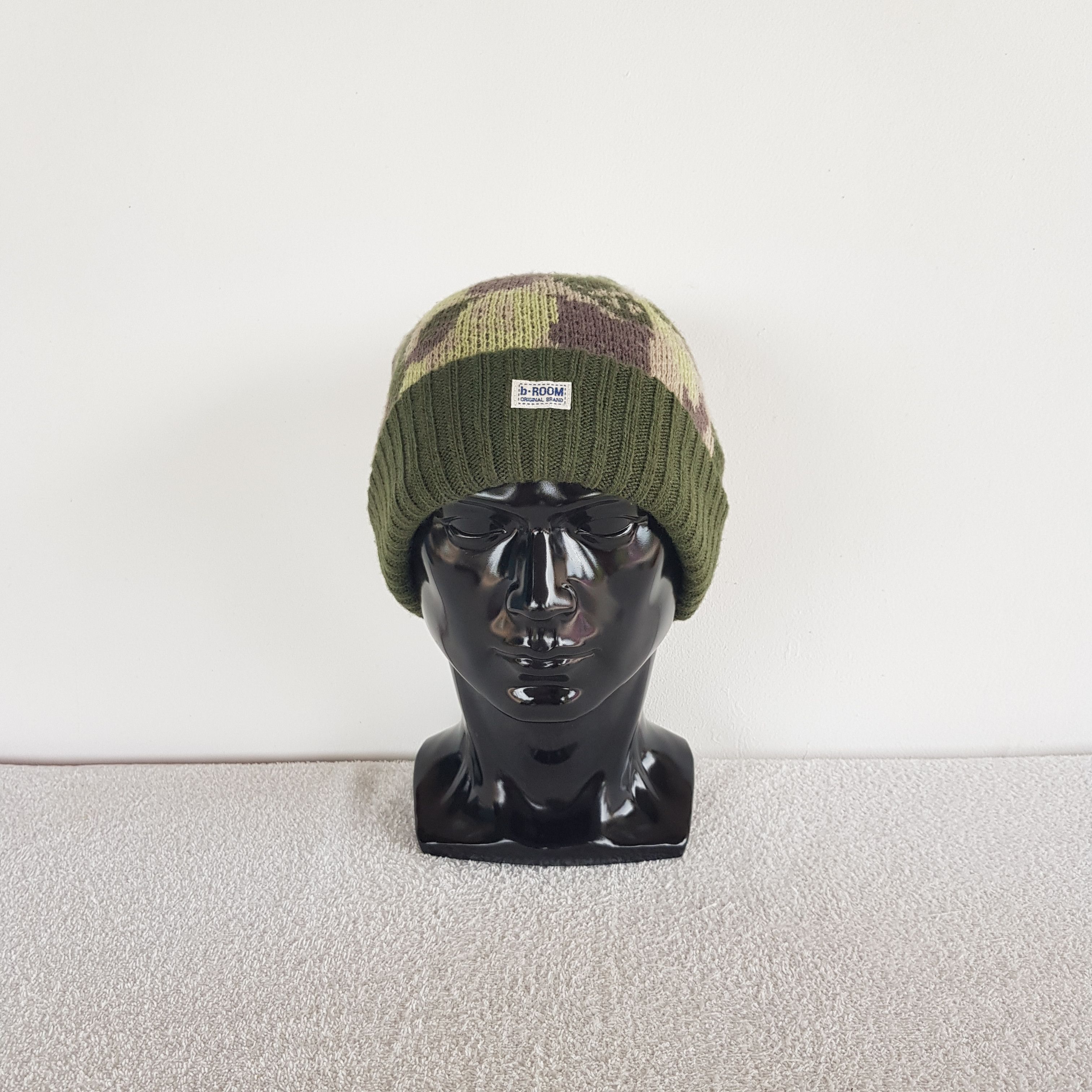 Other Vintage B Room Camouflage Beanie Ribbed Knit Snow Caps Hats Size ONE SIZE - 2 Thumbnail