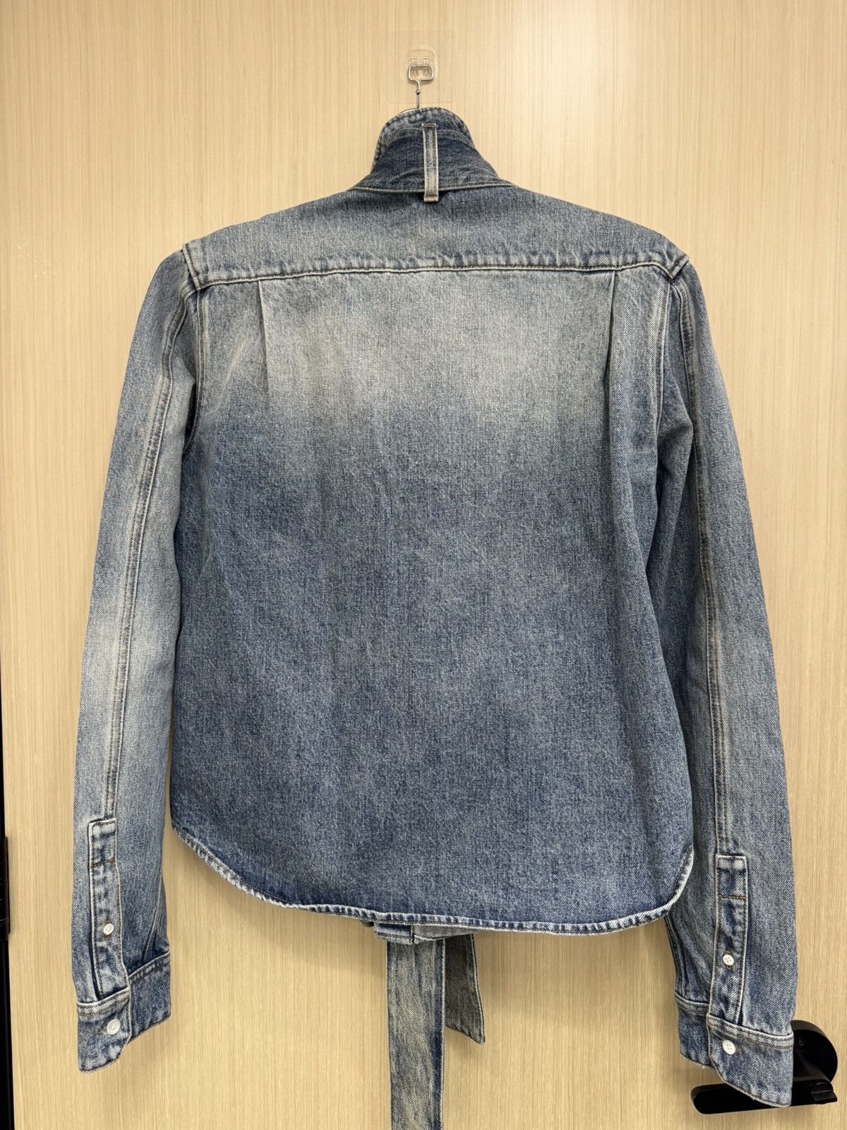 Loewe Loewe denim bow shirt 46 Size US S / EU 44-46 / 1 - 3 Thumbnail