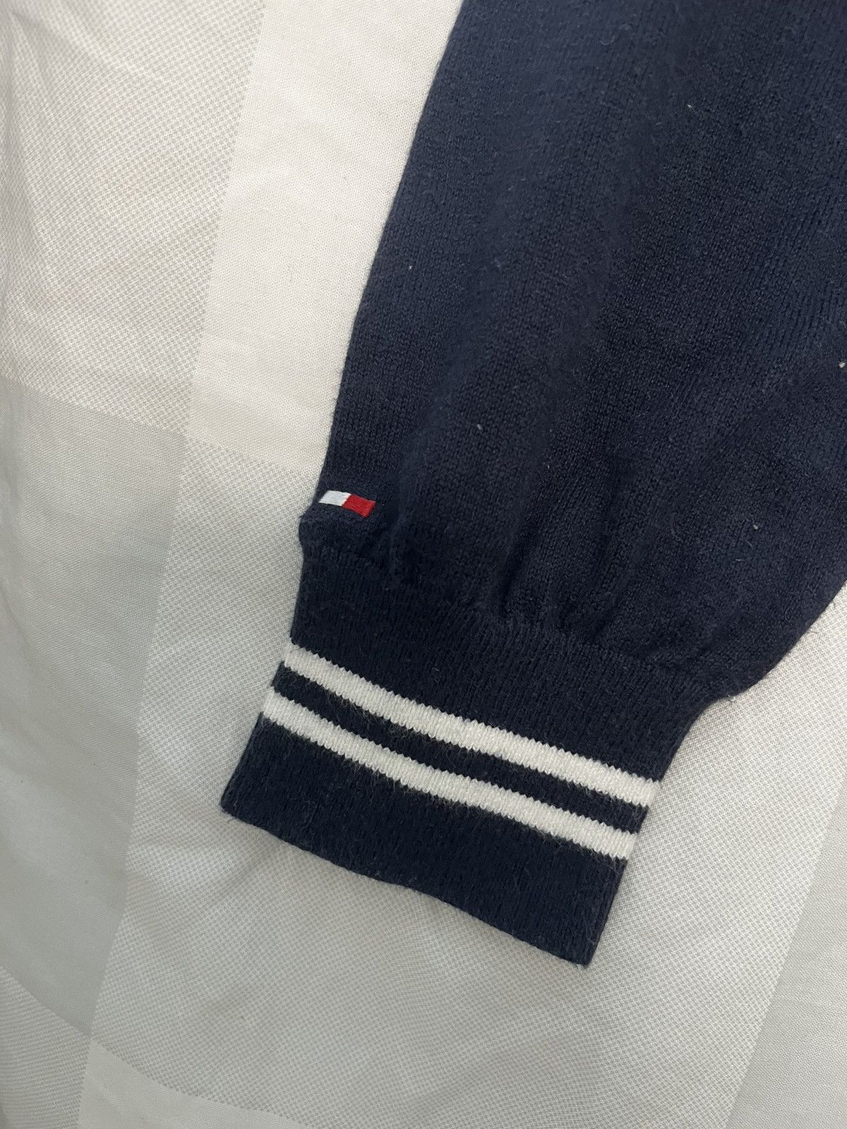 Tommy Hilfiger Vintage tommy longsleeve Size US M / EU 48-50 / 2 - 4 Thumbnail