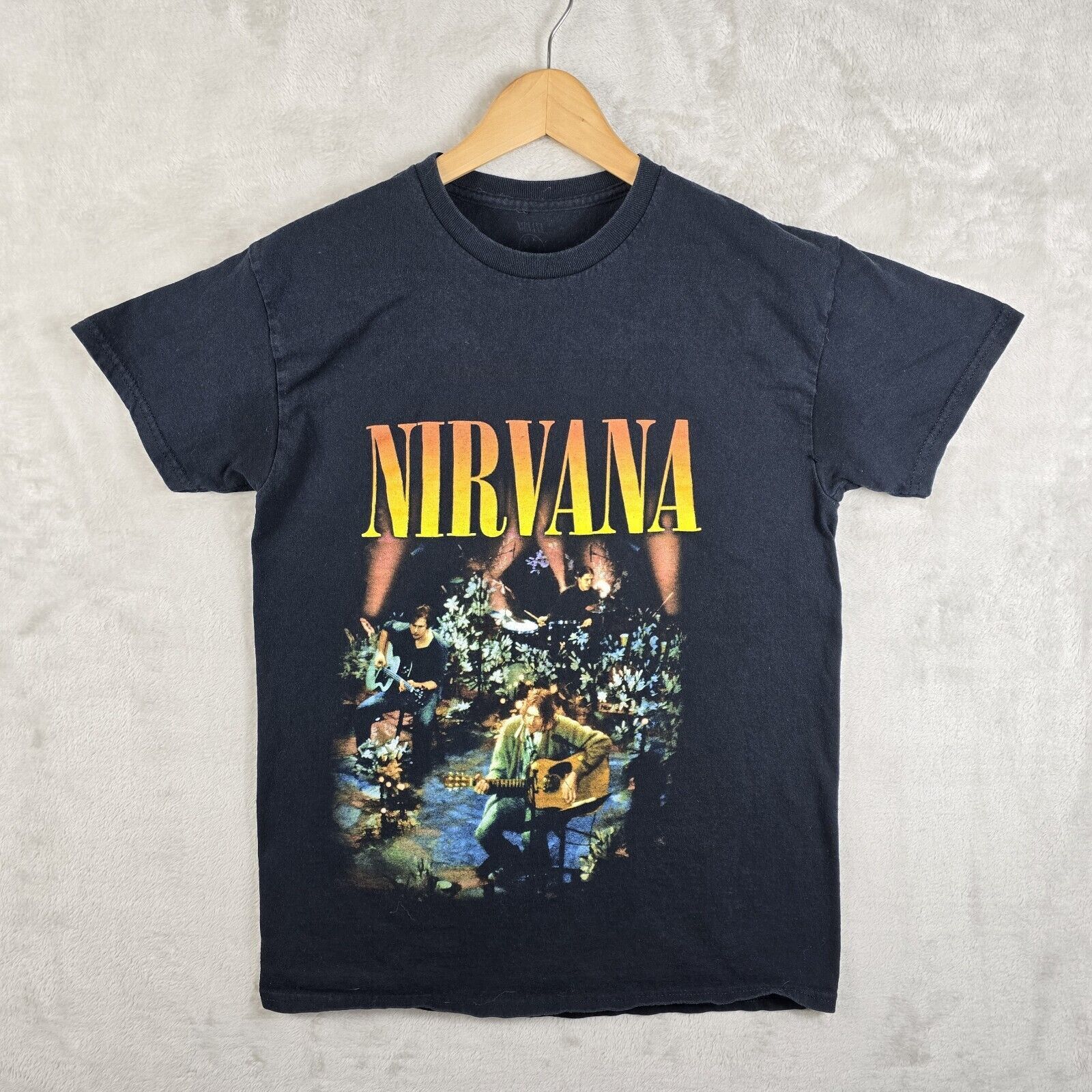 Nirvana Nirvana Unplugged Grunge Rock Band Kurt Cobain shirt Small Size US S / EU 44-46 / 1 - 2 Thumbnail