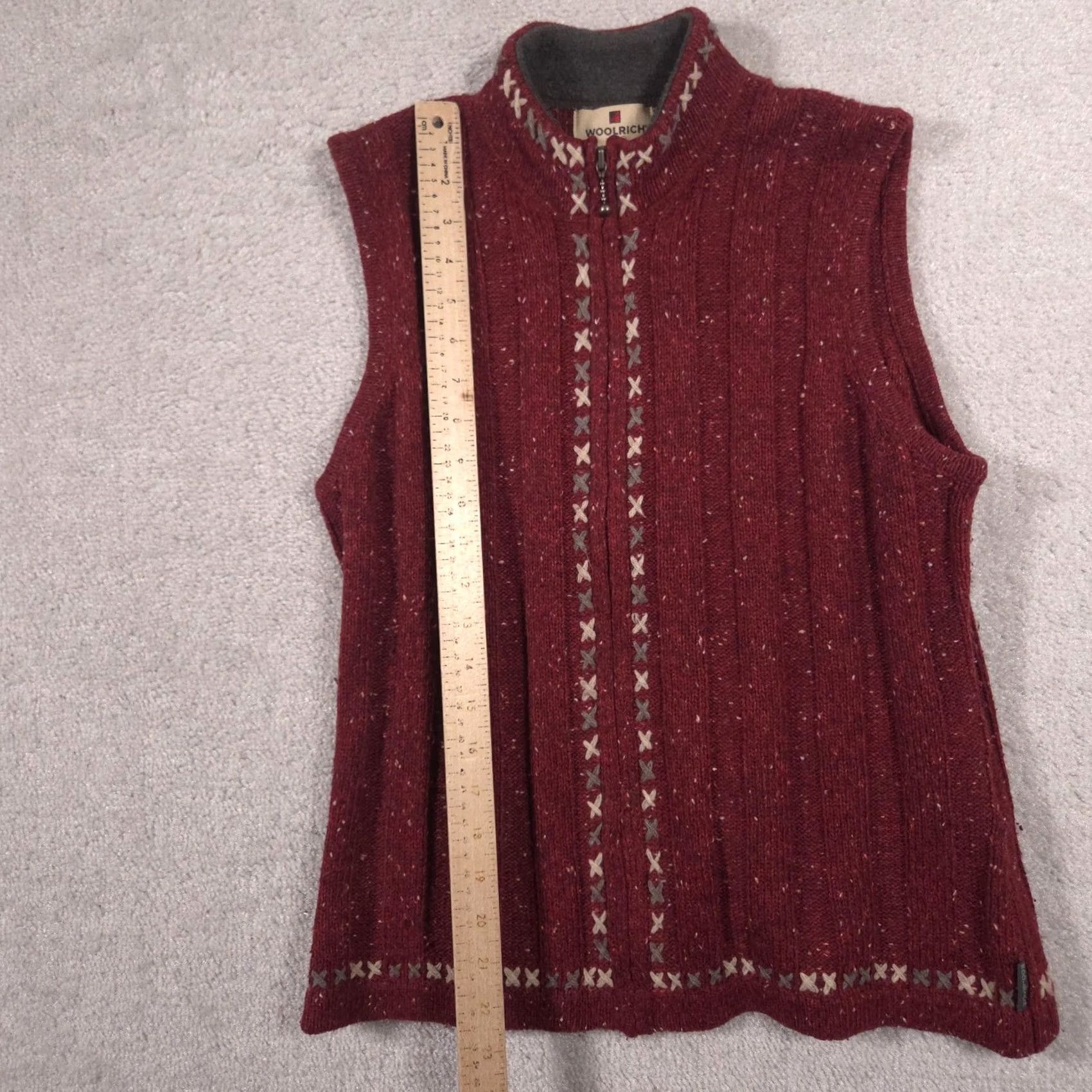 Vintage Woolrich Sweater Vest Womens Small Red Full Zip Mock Neck Ruby Heather Knit Vest Geometric Embroidered Zipper Size S / US 4 / IT 40 - 7 Thumbnail