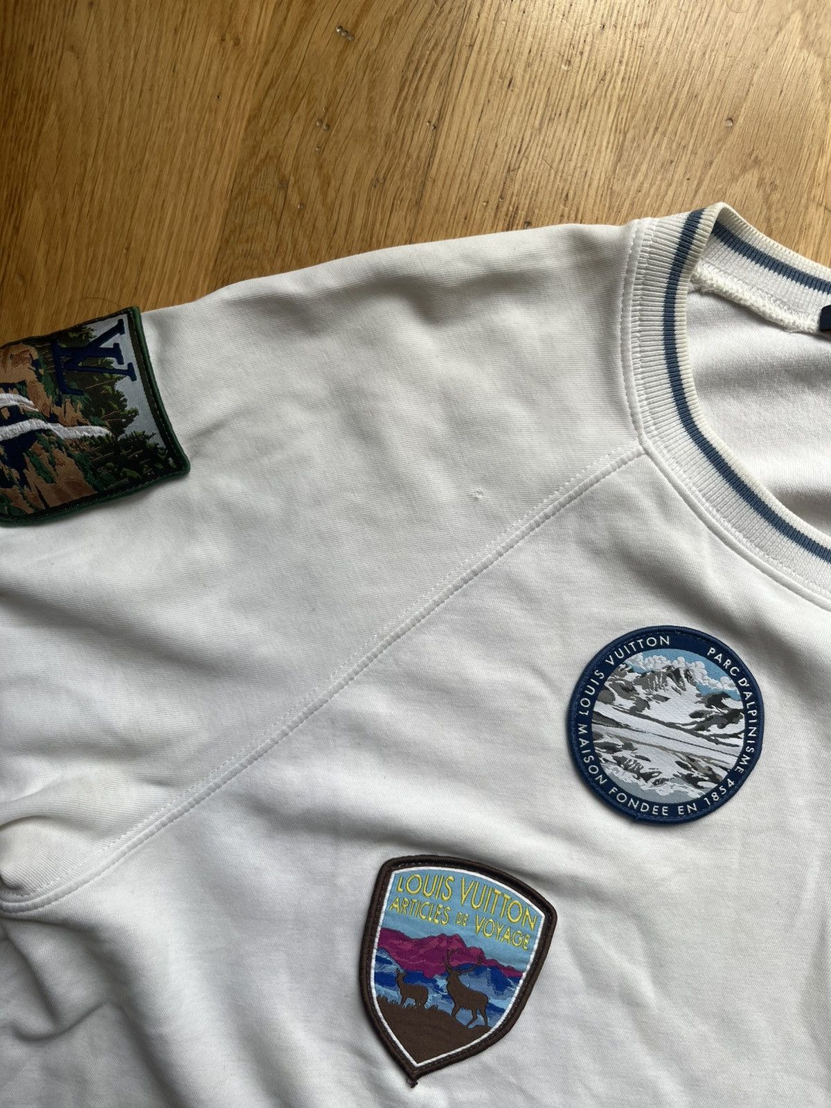 Louis Vuitton Louis Vuitton National Parks Patch T-shirt White Size US M / EU 48-50 / 2 - 8 Thumbnail
