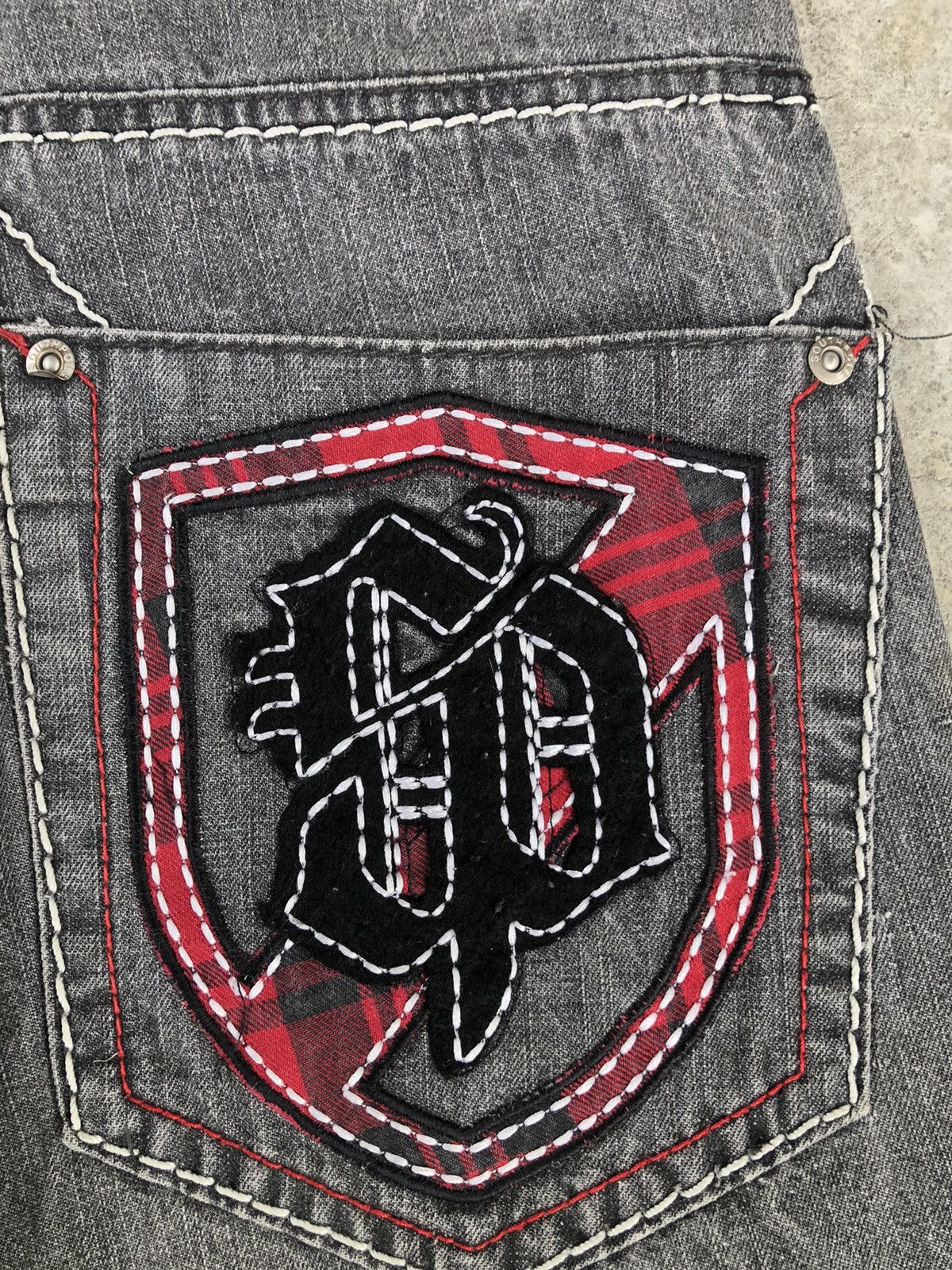 Southpole Vintage Southpole Baggy Jeans Embroidered Logo Distressed Size US 29 - 13 Thumbnail