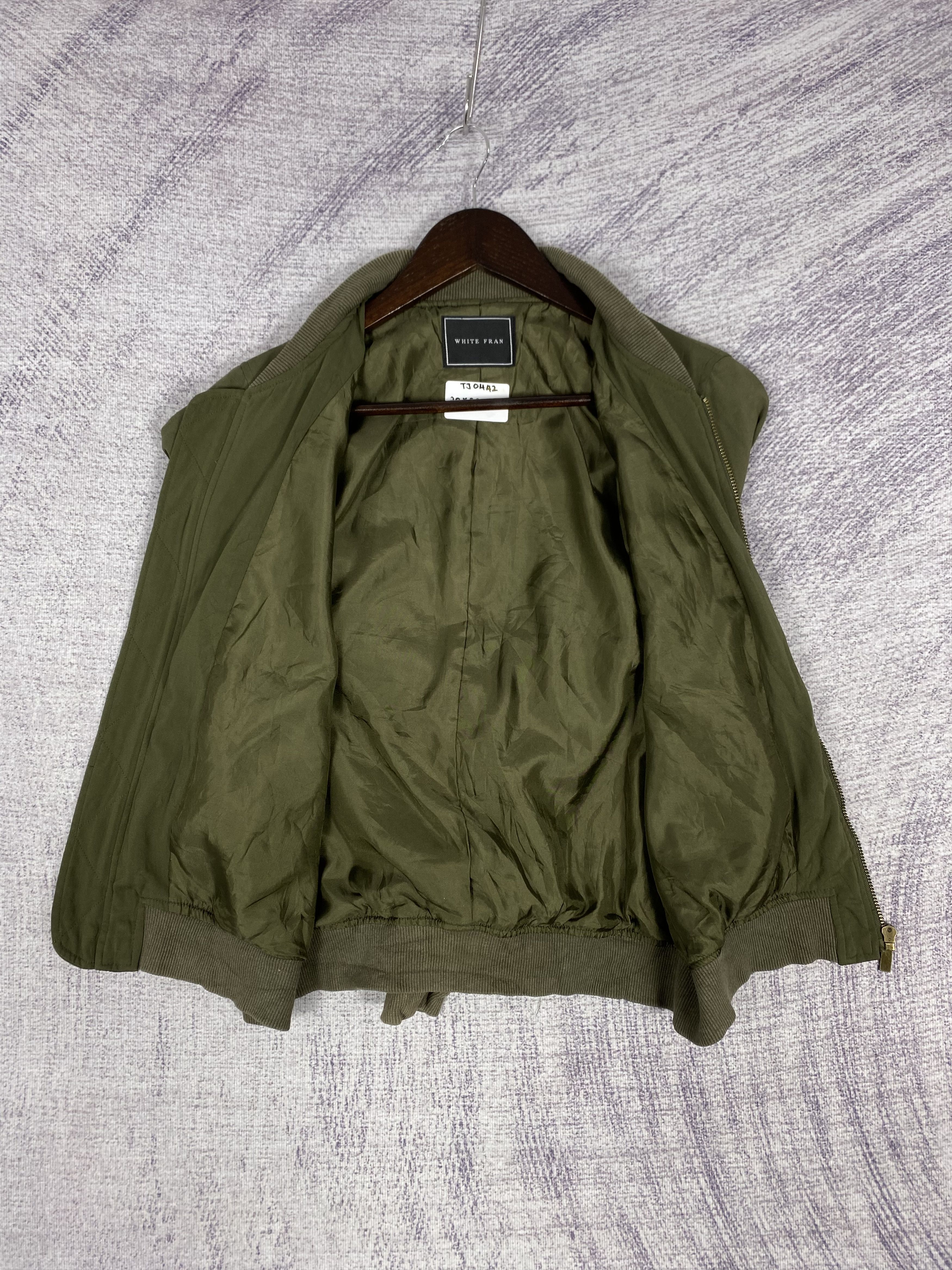 Japanese Brand Vintage White Fran Zip Up Bomber Jacket Size US M / EU 48-50 / 2 - 6 Thumbnail