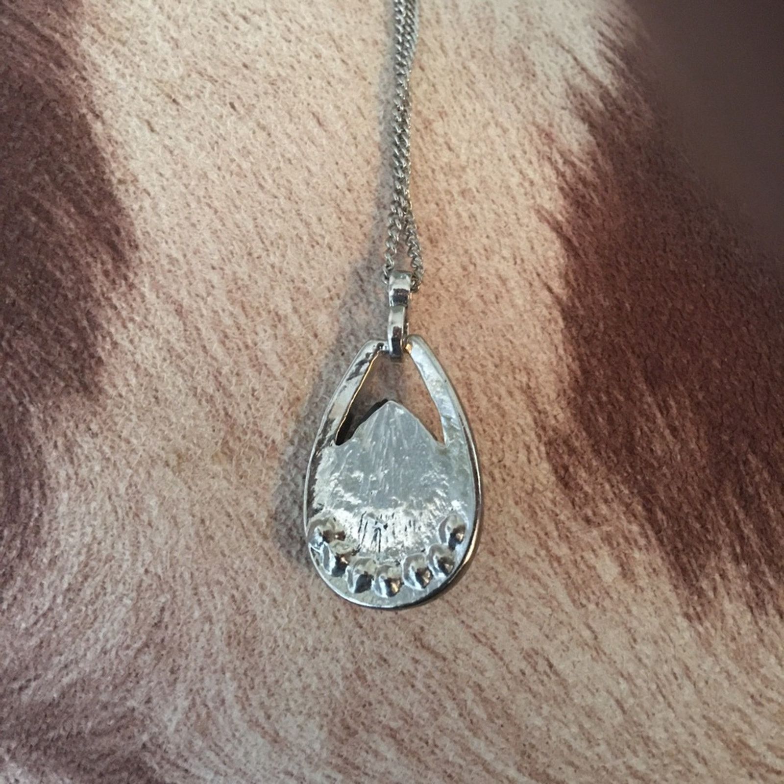 Jewelry Faceted black teardrop stone pendant necklace Size ONE SIZE - 6 Thumbnail