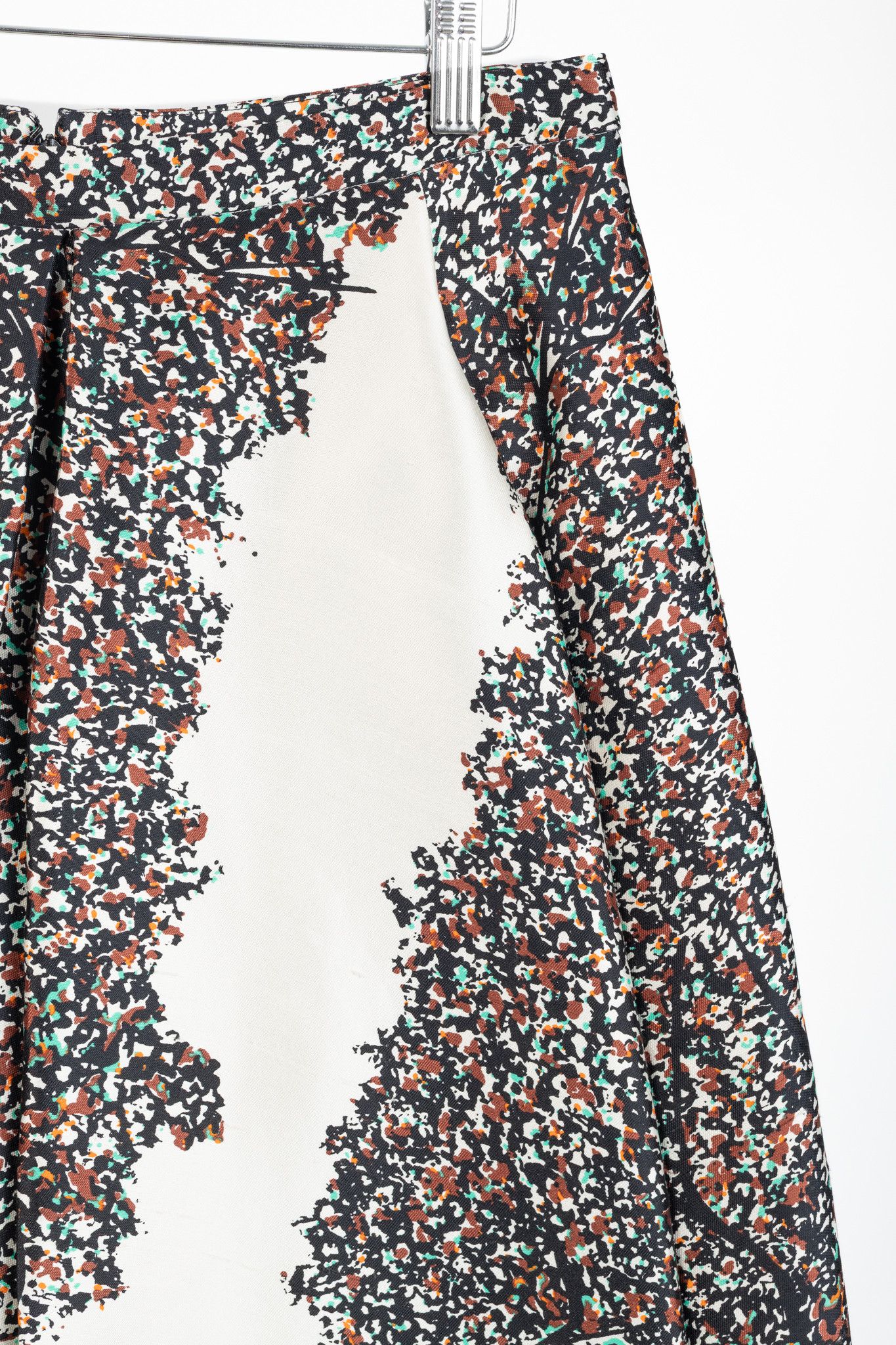 Balenciaga Balenciaga R/12 Runway Leaves-Print Silk Full Mini Skirt Size 29" - 4 Thumbnail