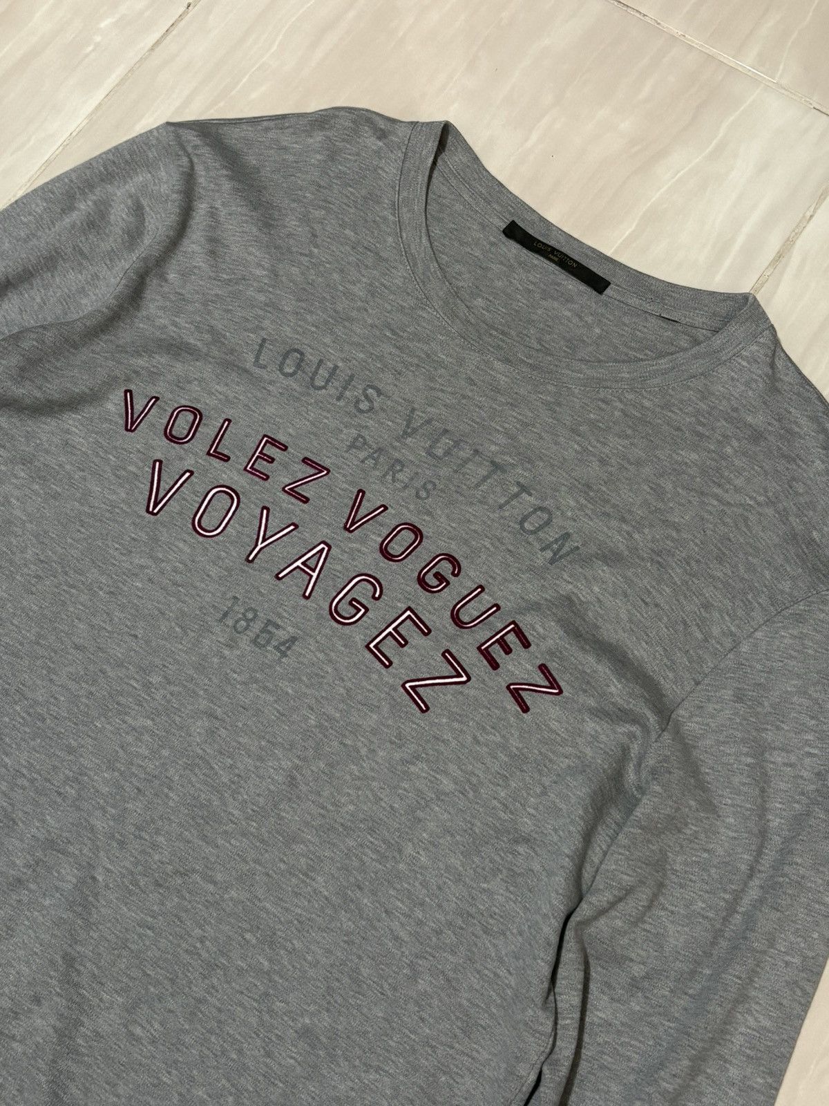Louis Vuitton LOUIS VUITTON MOTIF VOLEZ VOGUEZ VOYAGEZ LONG SLEEVE SHIRT Size US M / EU 48-50 / 2 - 2 Thumbnail