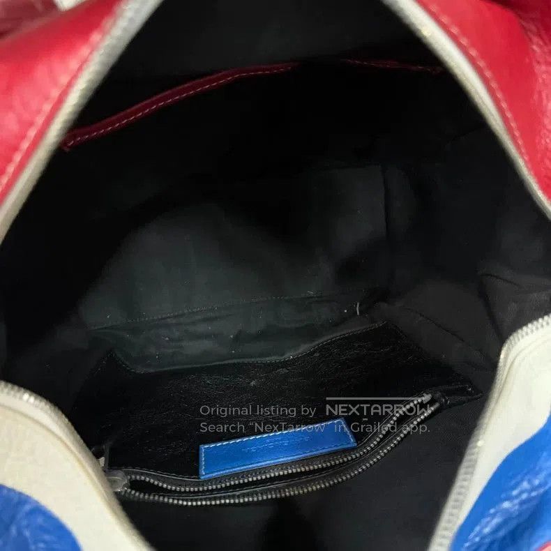 Balenciaga Balenciaga Striped Shoulder Bag. Size ONE SIZE - 6 Thumbnail