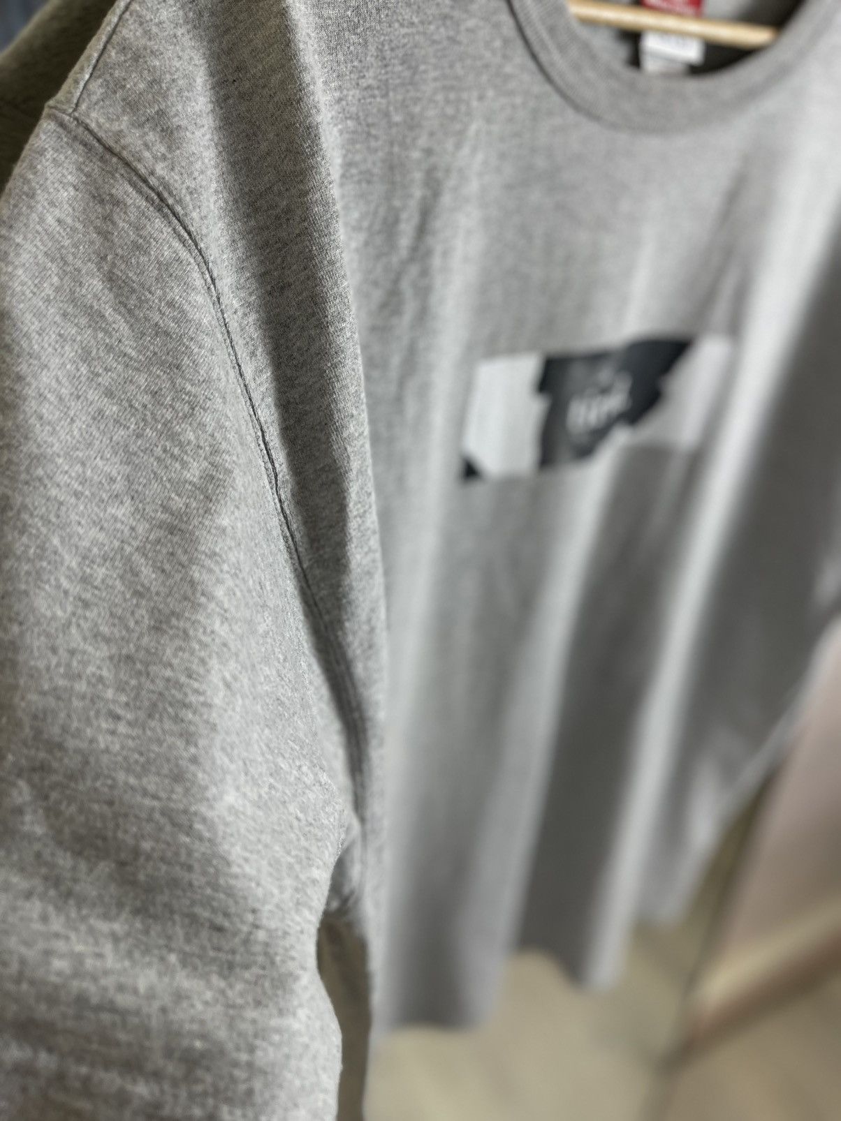 Champion Champion Custom "Tired" Graphic Box Logo Grey Tee Size US XL / EU 56 / 4 - 8 Thumbnail
