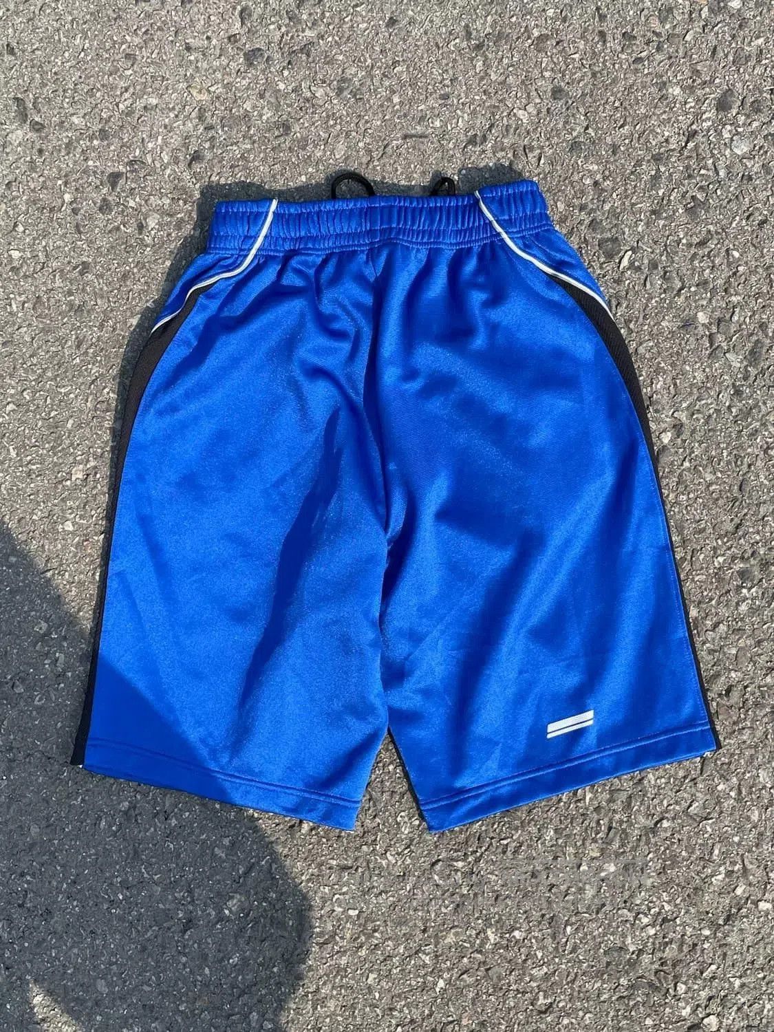 Asics Asics Vintage Retro Shorts. Size US 30 / EU 46 - 2 Thumbnail