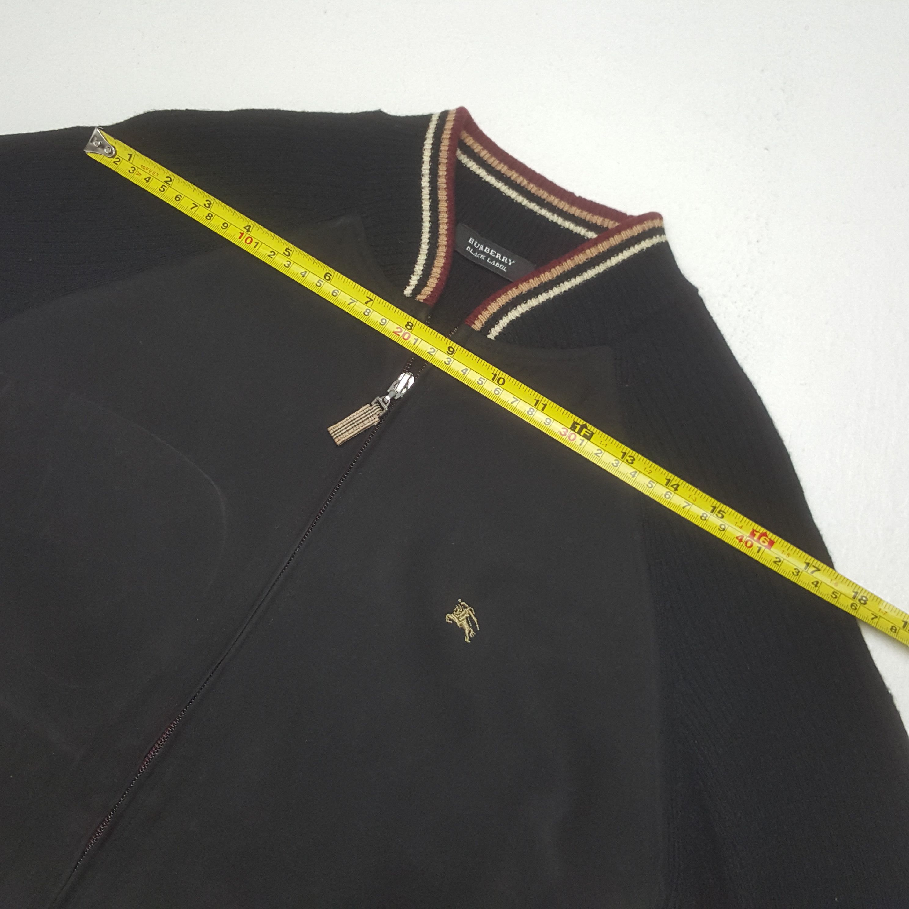 Burberry Vintage Burberry London Designer Sweater Jacket C324N2 Size US XS / EU 42 / 0 - 5 Thumbnail